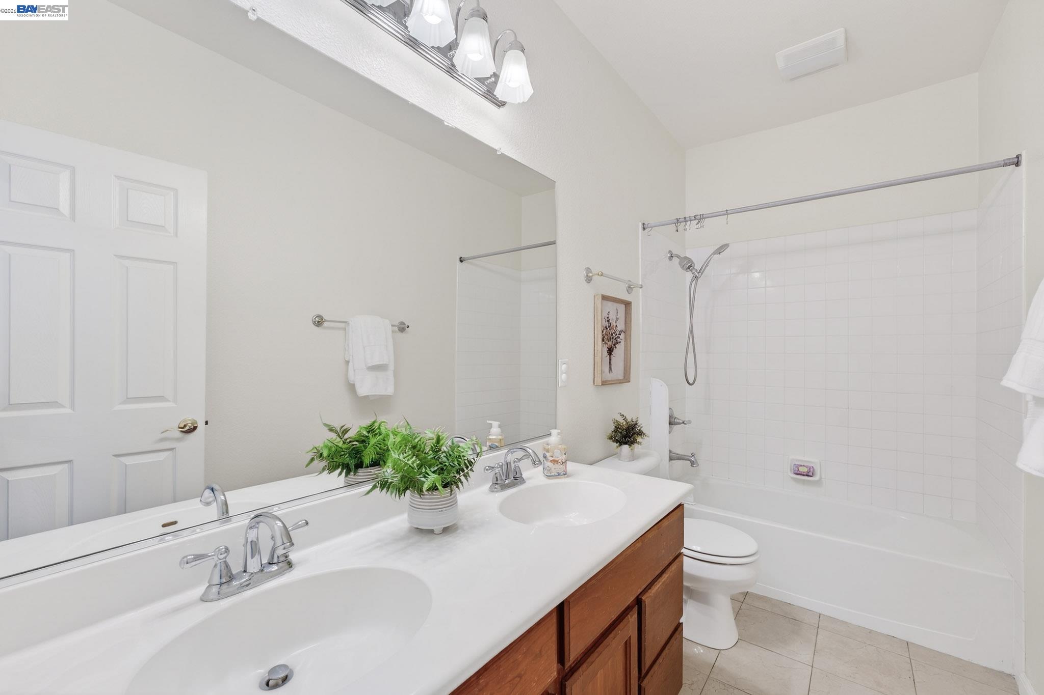 Photo #25: 41126839 Listing: Photo #25