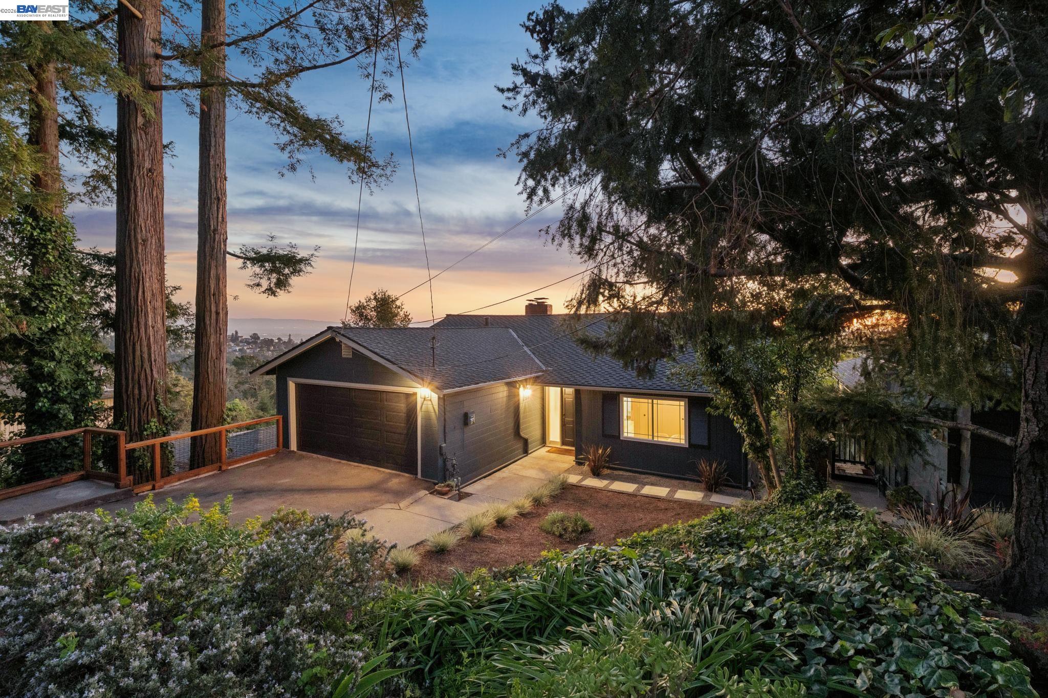 Front Image Thumbnail for BE41126840