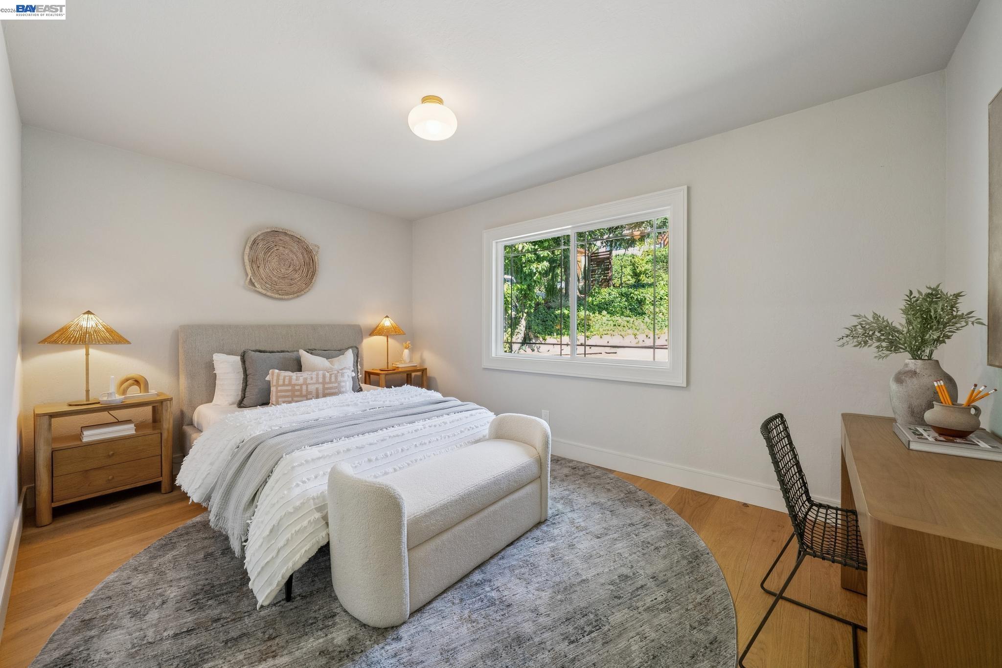 Detail Gallery Image 28 of 60 For 5969 Rincon Dr, Oakland,  CA 94611 - 5 Beds | 3 Baths