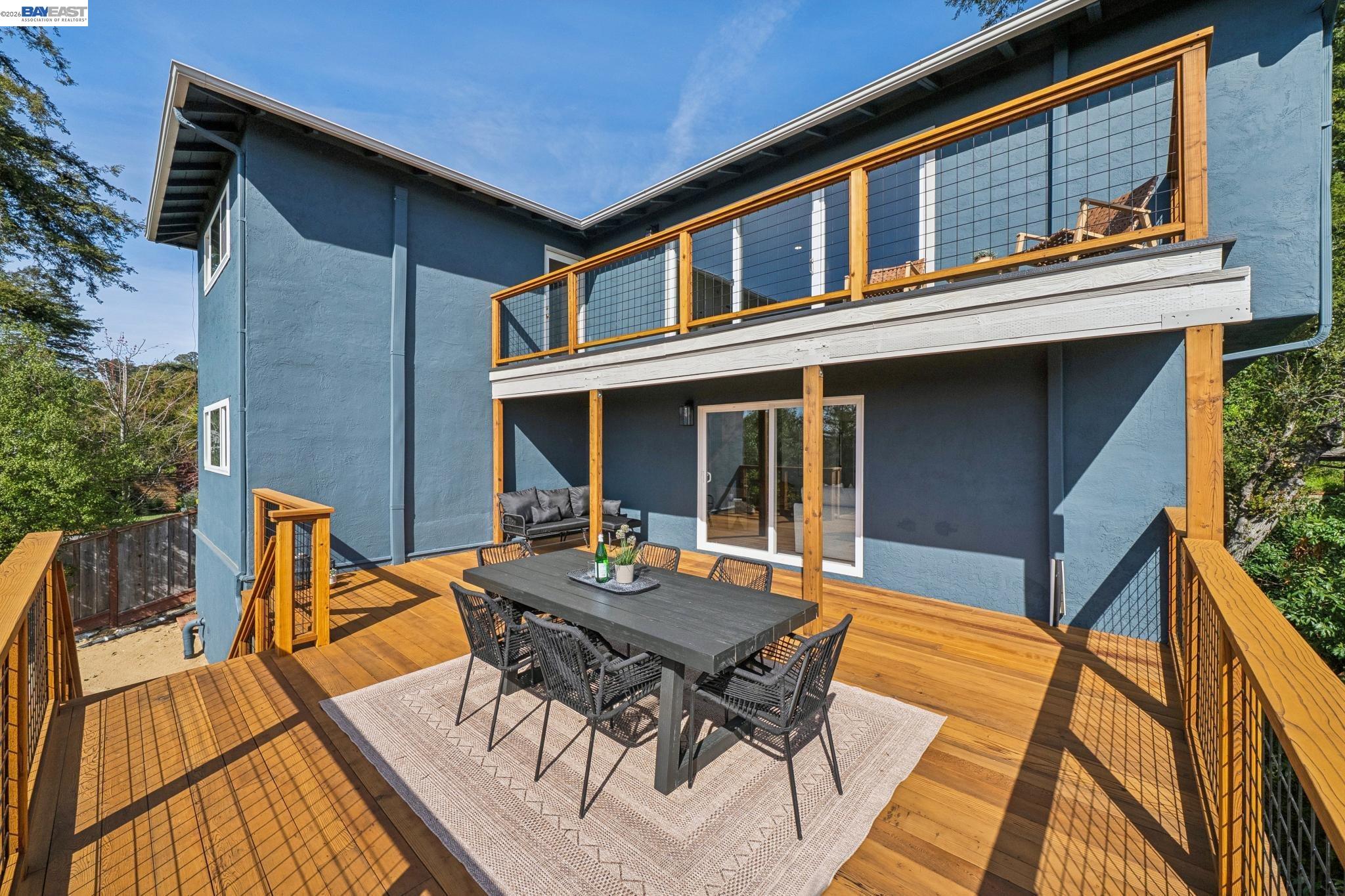 Detail Gallery Image 46 of 60 For 5969 Rincon Dr, Oakland,  CA 94611 - 5 Beds | 3 Baths