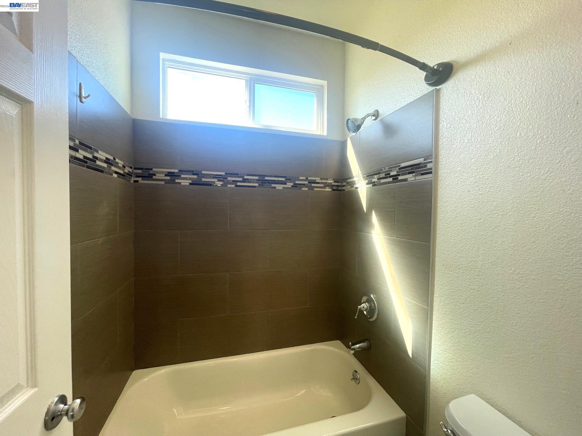 Detail Gallery Image 26 of 35 For 1669 Marina Way,, Brentwood,  CA 94513 - 5 Beds | 3 Baths