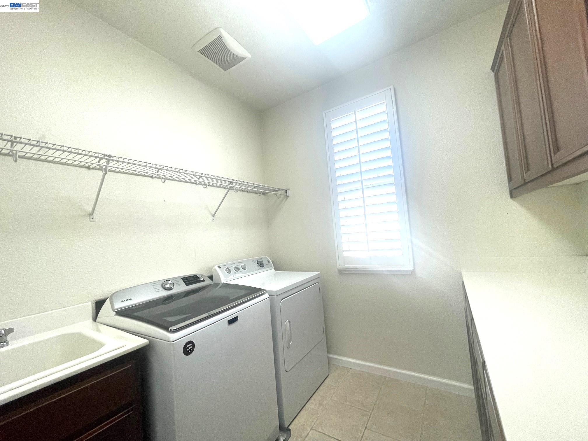 Detail Gallery Image 27 of 35 For 1669 Marina Way,, Brentwood,  CA 94513 - 5 Beds | 3 Baths