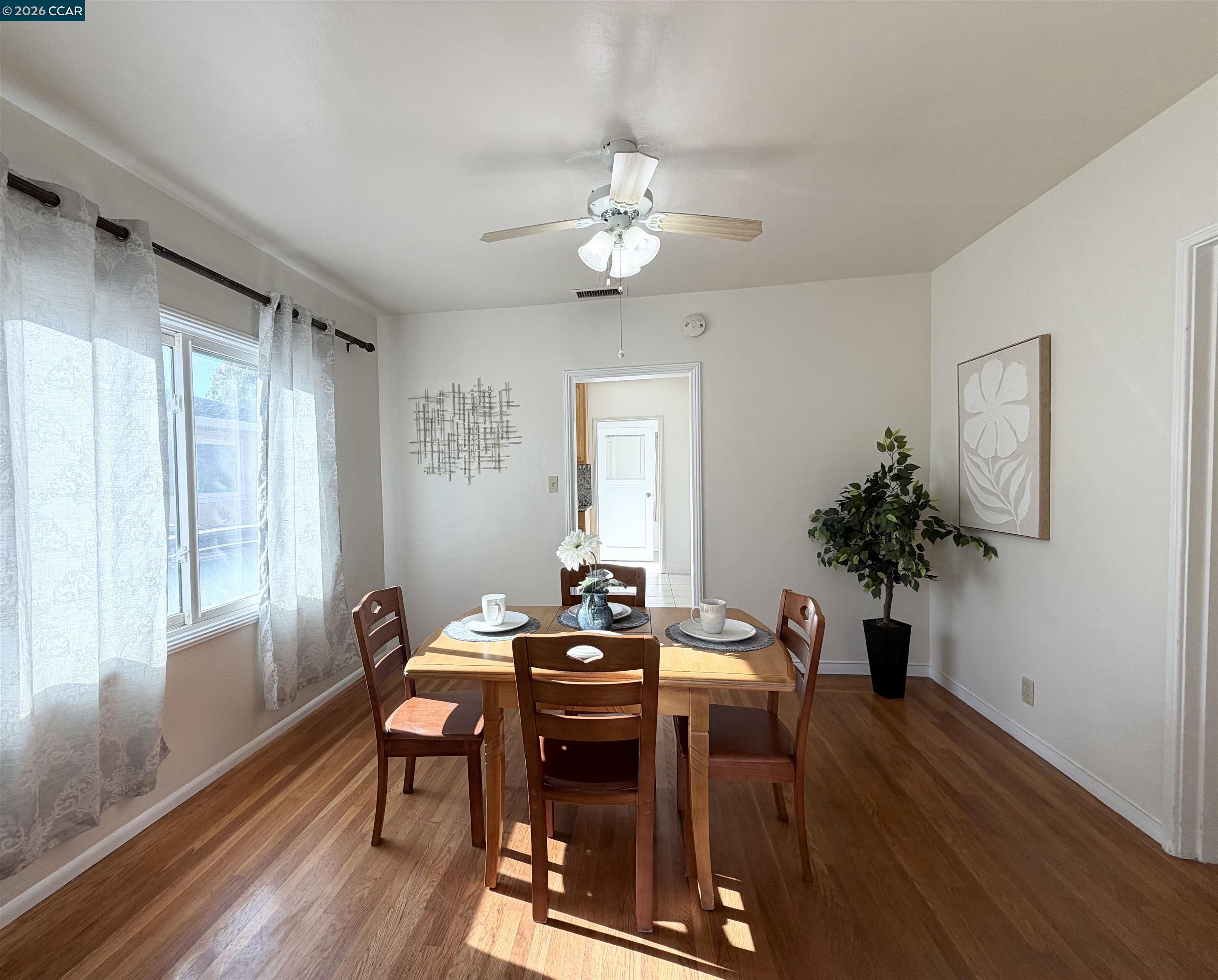 Detail Gallery Image 11 of 38 For 1541 152nd Ave, –,  CA 94578 - 2 Beds | 1 Baths