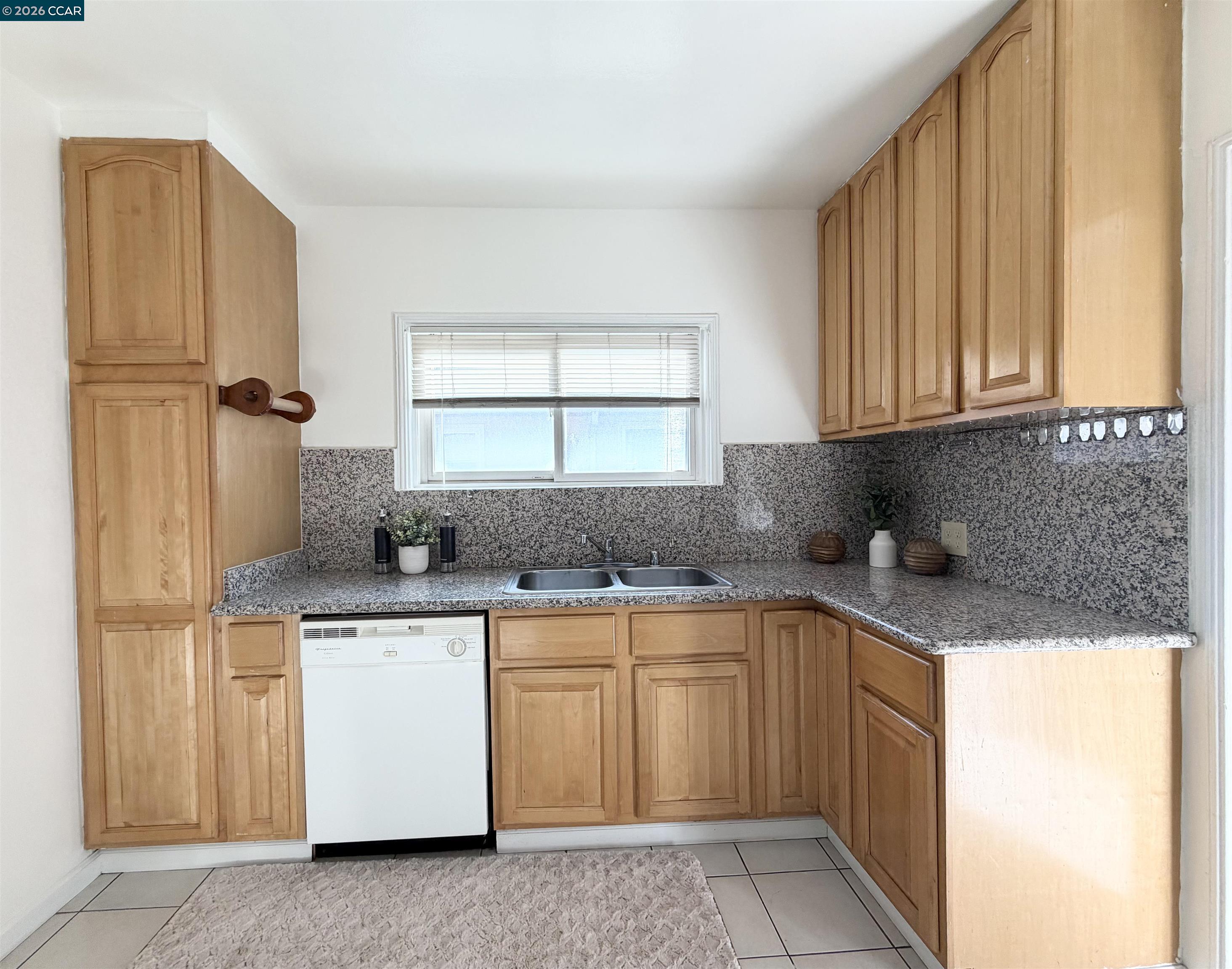 Detail Gallery Image 18 of 38 For 1541 152nd Ave, –,  CA 94578 - 2 Beds | 1 Baths