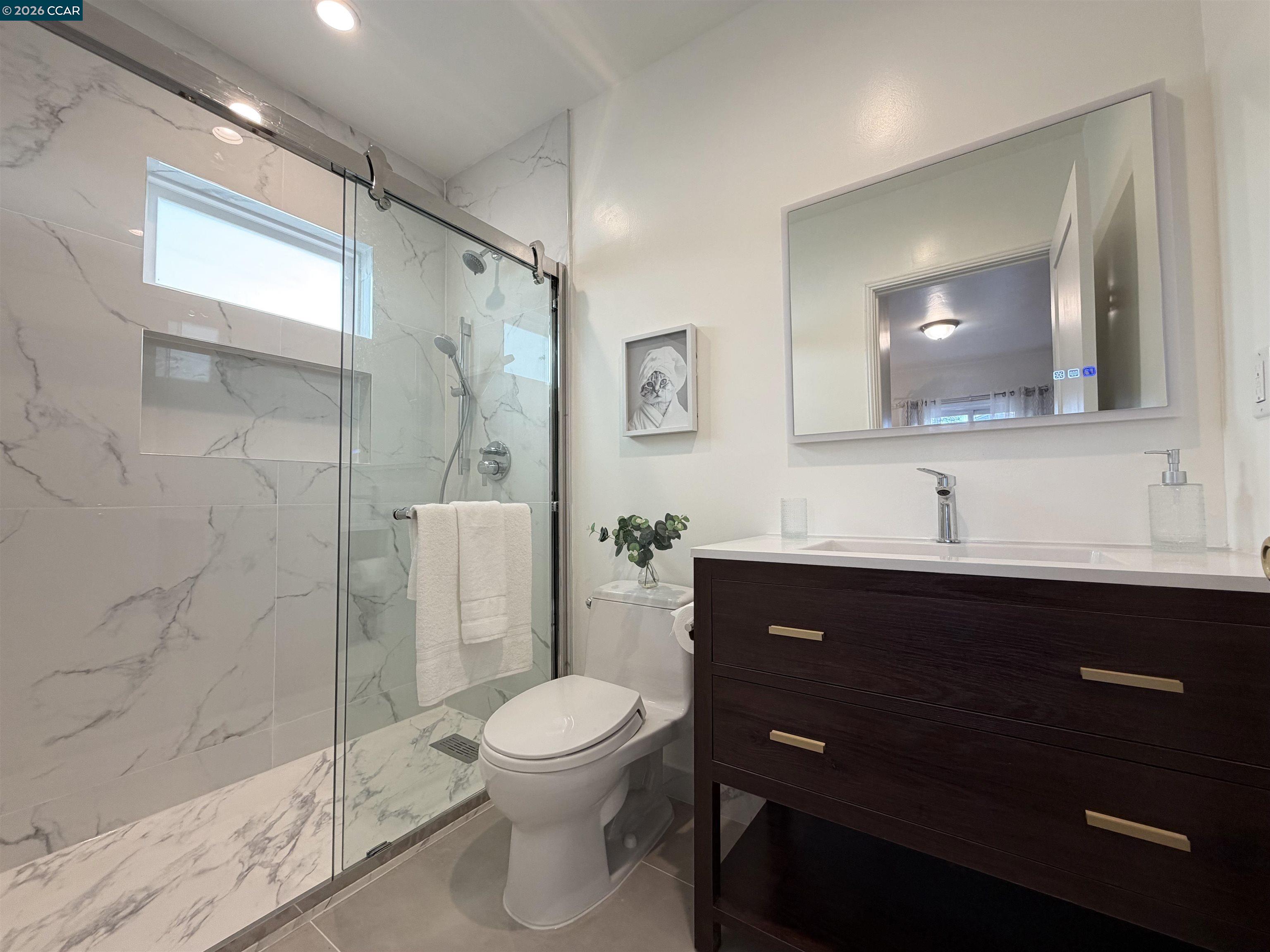 Detail Gallery Image 25 of 38 For 1541 152nd Ave, –,  CA 94578 - 2 Beds | 1 Baths