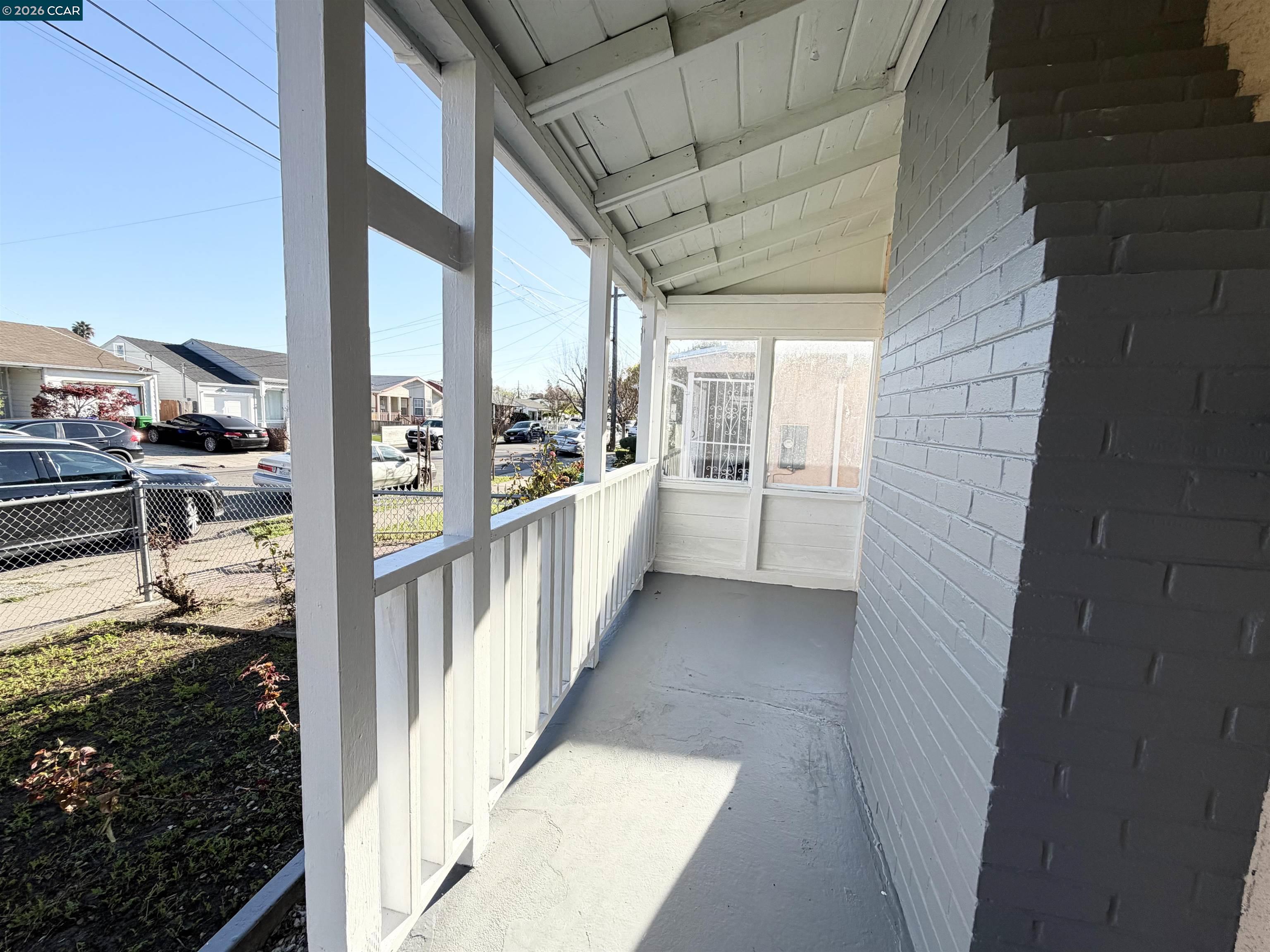 Detail Gallery Image 5 of 38 For 1541 152nd Ave, –,  CA 94578 - 2 Beds | 1 Baths