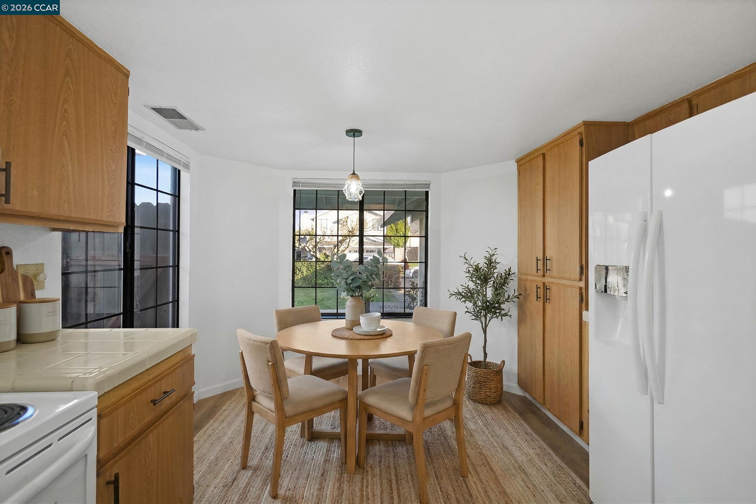 Detail Gallery Image 14 of 31 For 237 Starboard Dr, Vallejo,  CA 94590 - 2 Beds | 1 Baths