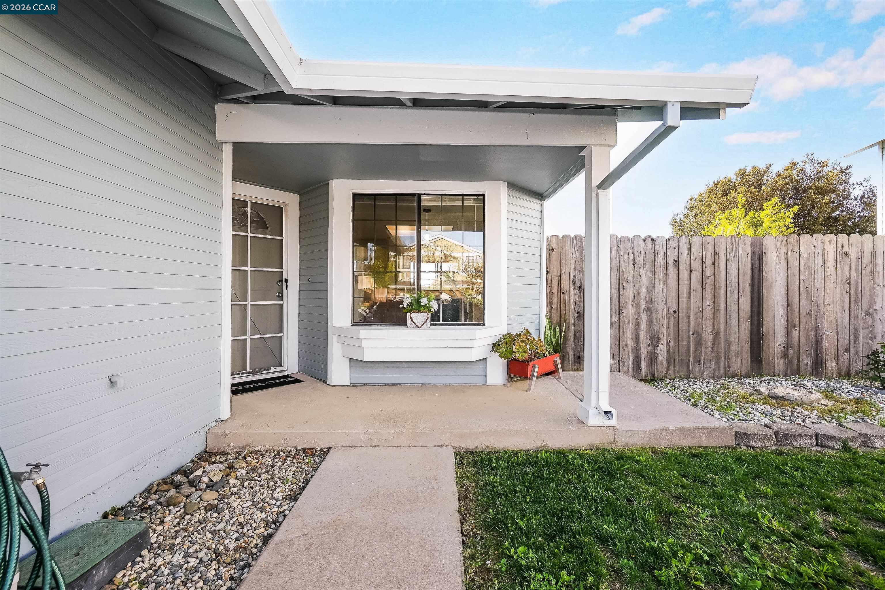 Detail Gallery Image 6 of 31 For 237 Starboard Dr, Vallejo,  CA 94590 - 2 Beds | 1 Baths