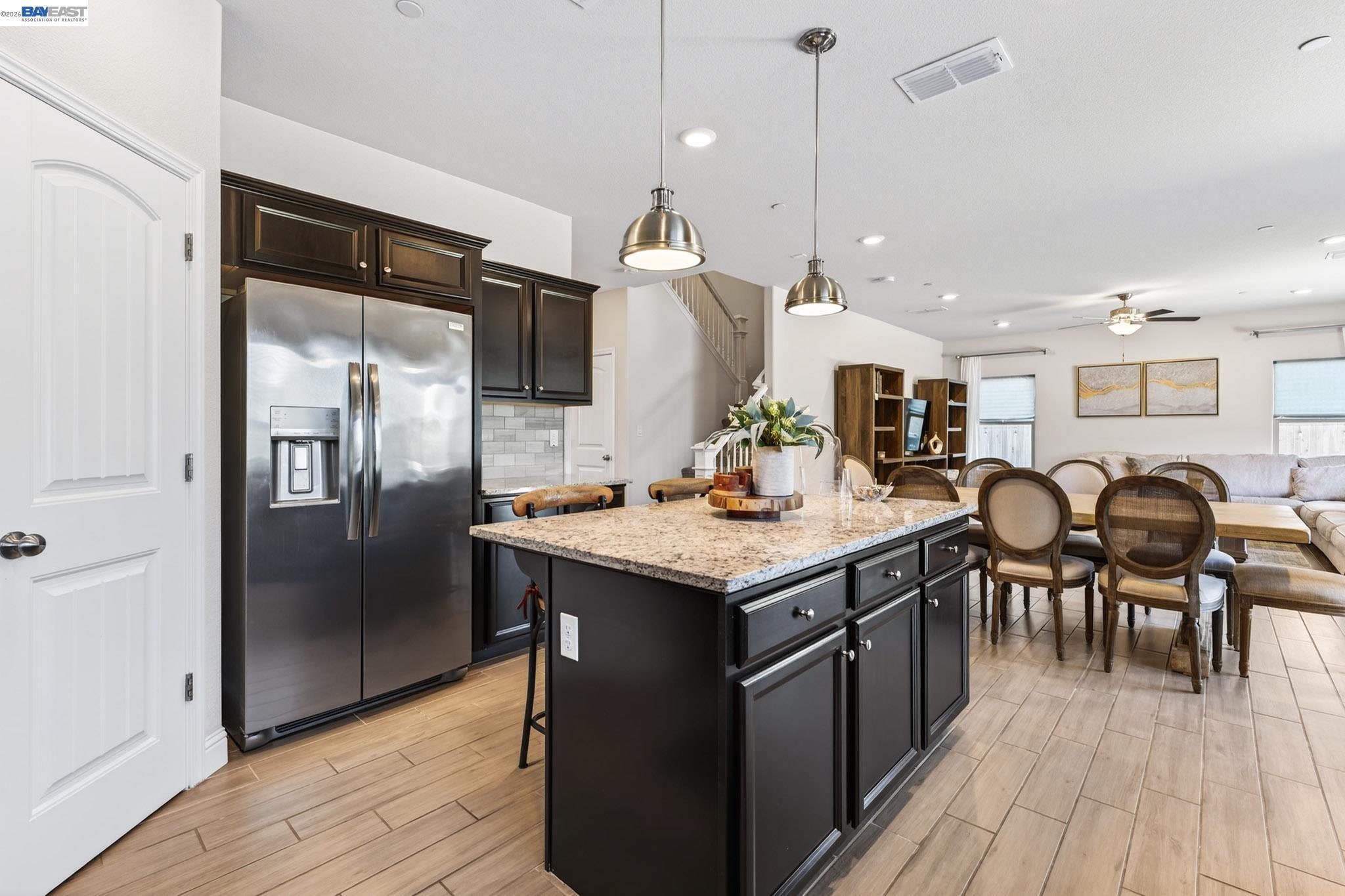 Detail Gallery Image 14 of 41 For 2419 Gabriel Dr, Merced,  CA 95340 - 4 Beds | 2/1 Baths