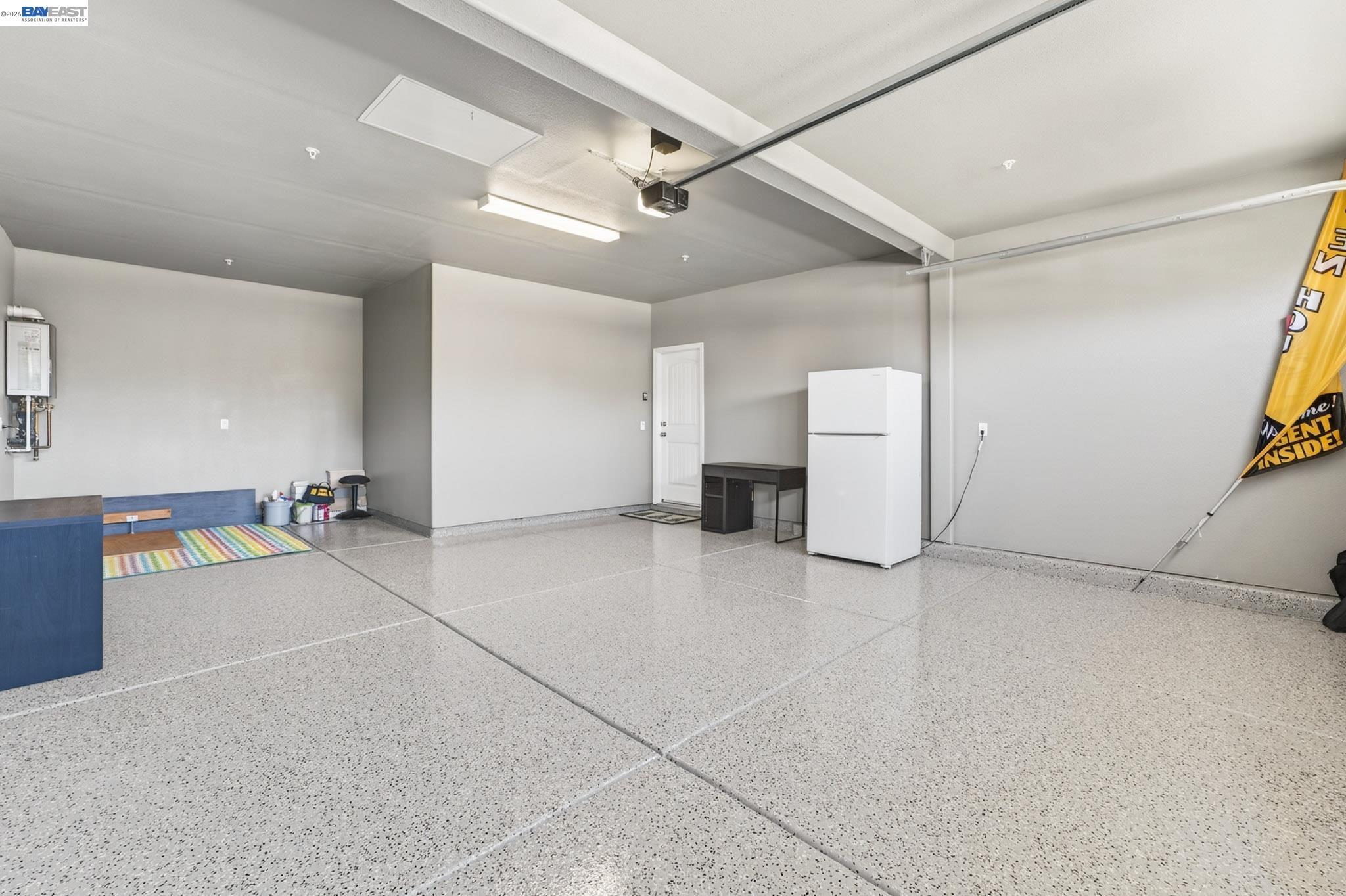 Detail Gallery Image 39 of 41 For 2419 Gabriel Dr, Merced,  CA 95340 - 4 Beds | 2/1 Baths