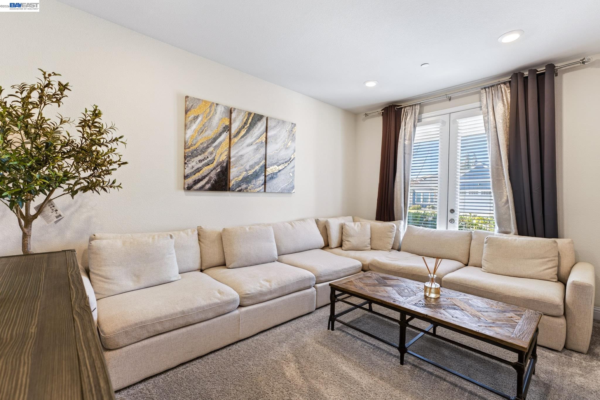 Detail Gallery Image 7 of 41 For 2419 Gabriel Dr, Merced,  CA 95340 - 4 Beds | 2/1 Baths