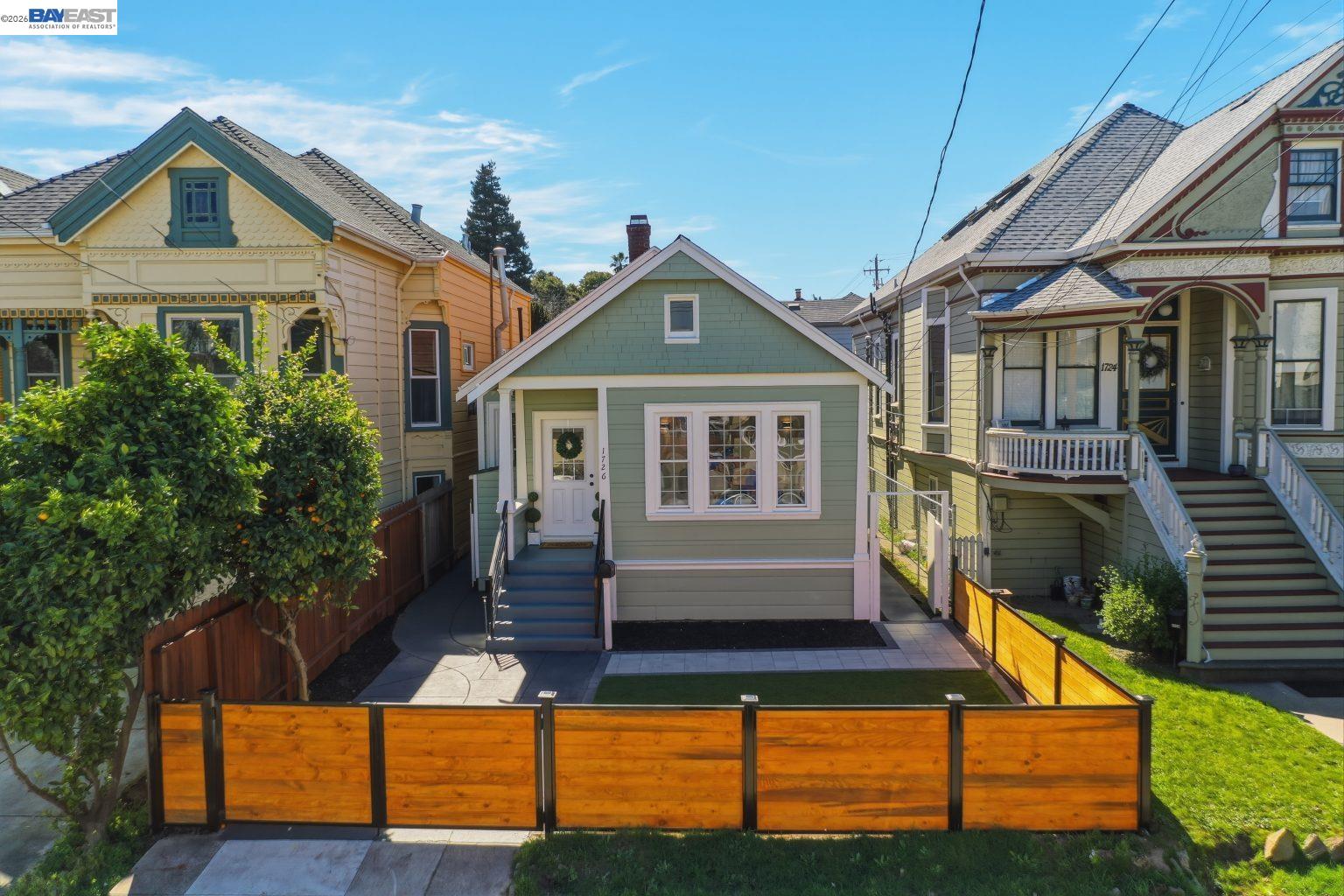 Detail Gallery Image 38 of 45 For 1726 Eagle Ave, Alameda,  CA 94501 - 3 Beds | 2 Baths