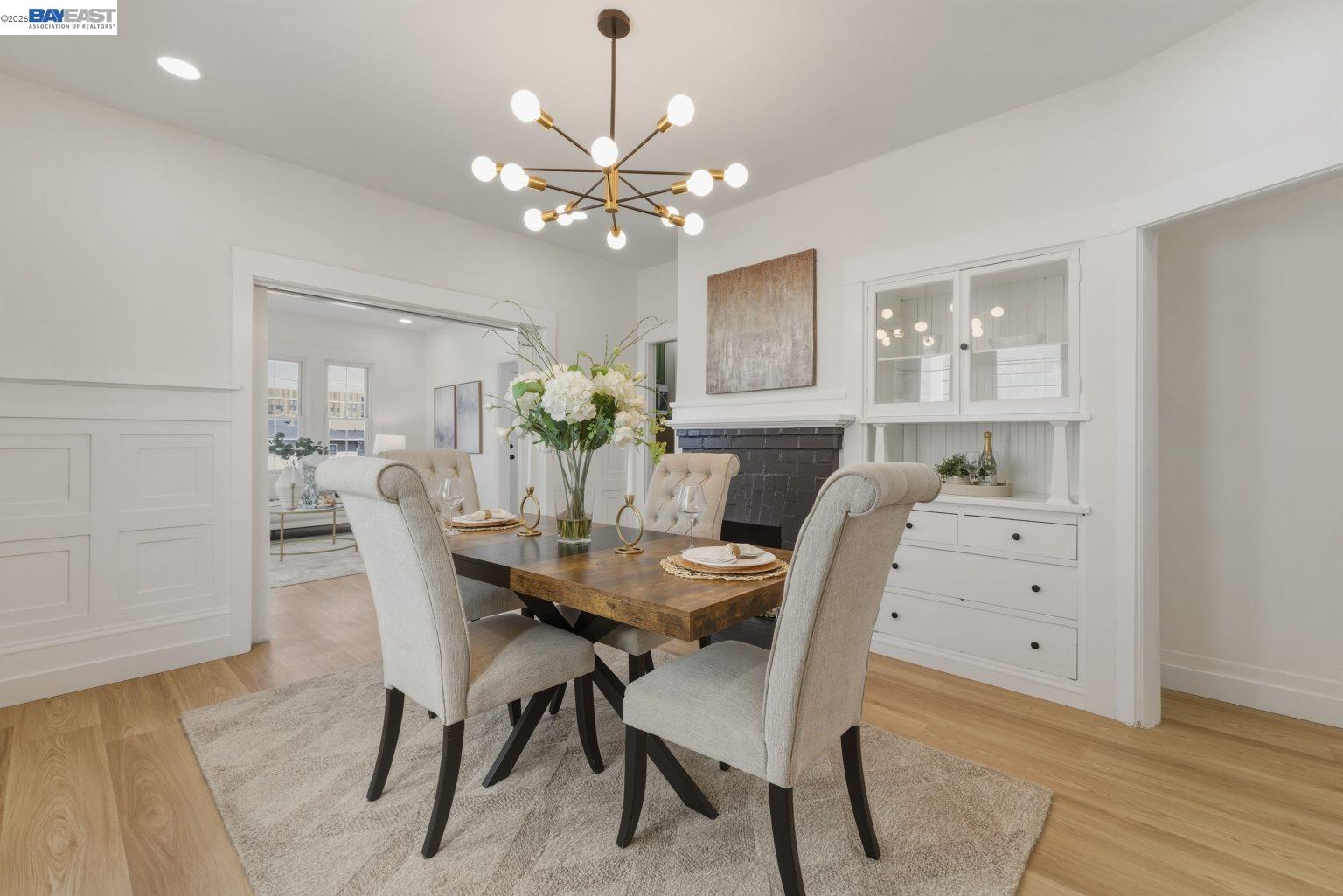 Detail Gallery Image 7 of 45 For 1726 Eagle Ave, Alameda,  CA 94501 - 3 Beds | 2 Baths