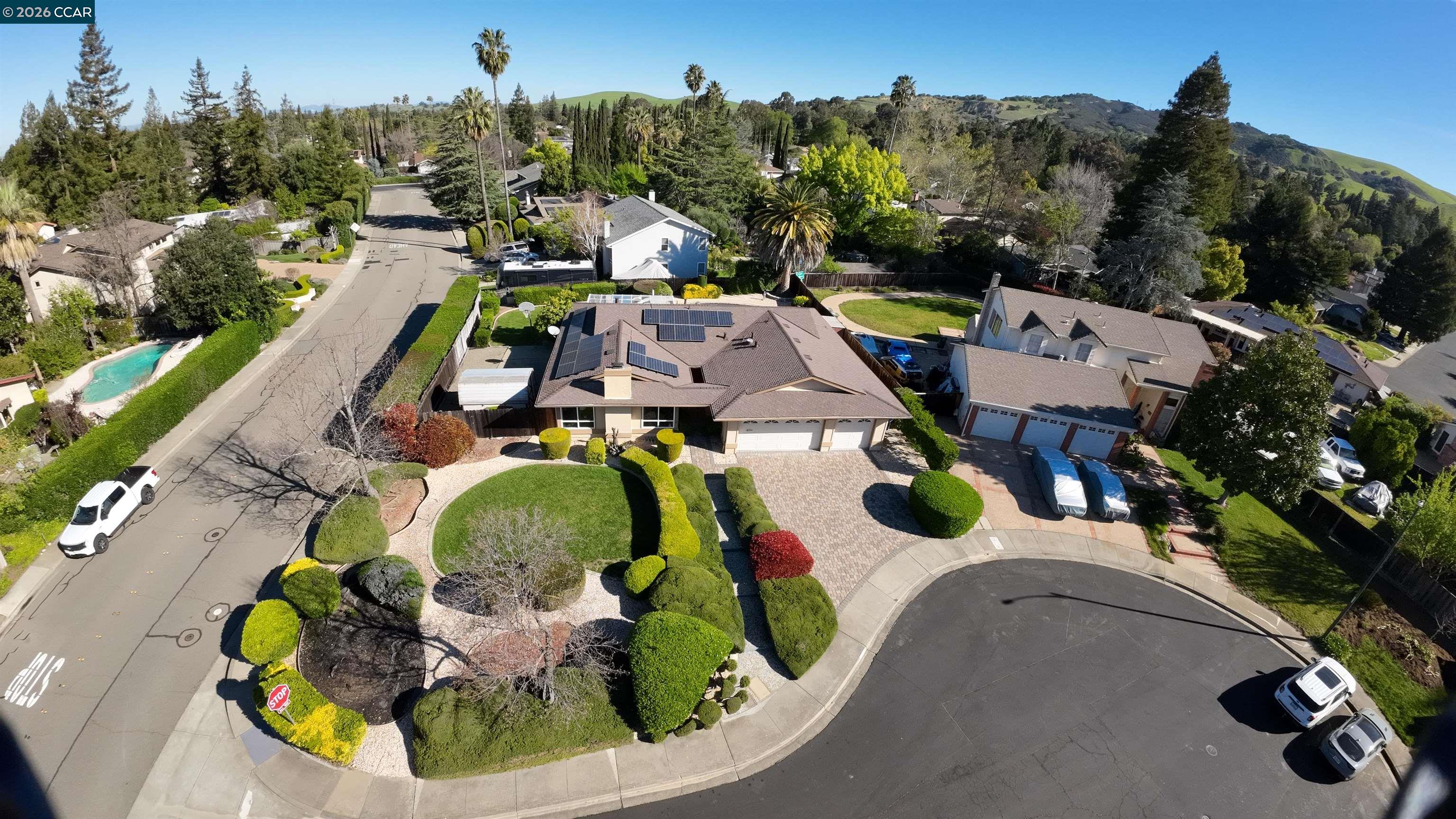Detail Gallery Image 2 of 60 For 3320 Bowmore Court, Walnut Creek,  CA 94598-3901 - 4 Beds | 2 Baths