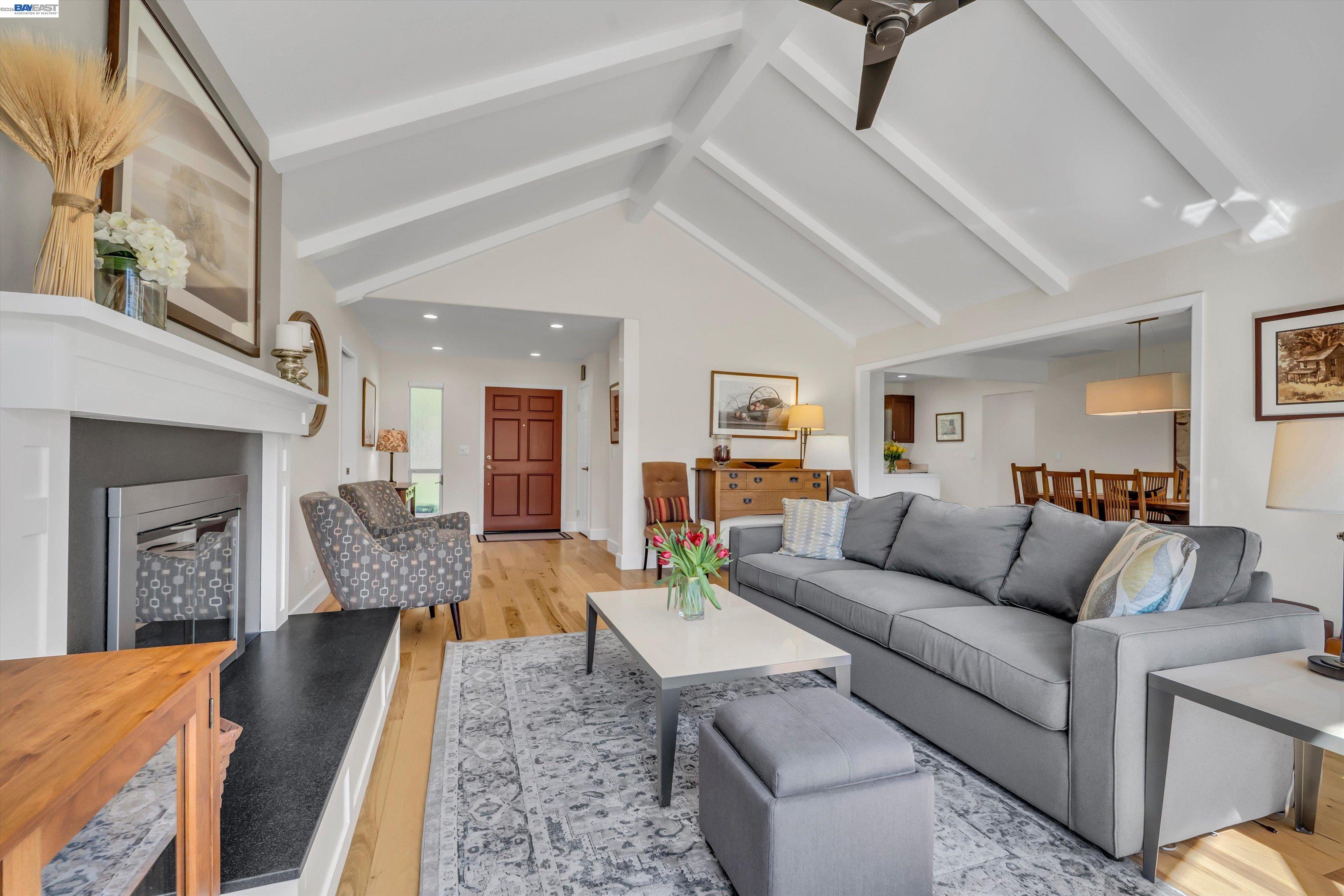 Detail Gallery Image 20 of 55 For 1450 Finley Rd, Pleasanton,  CA 94588 - 4 Beds | 2 Baths