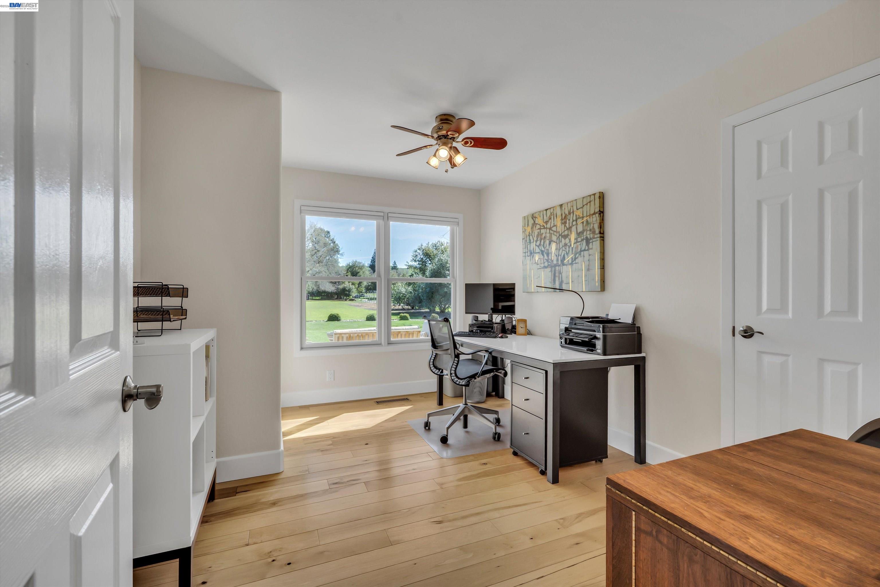 Detail Gallery Image 34 of 55 For 1450 Finley Rd, Pleasanton,  CA 94588 - 4 Beds | 2 Baths