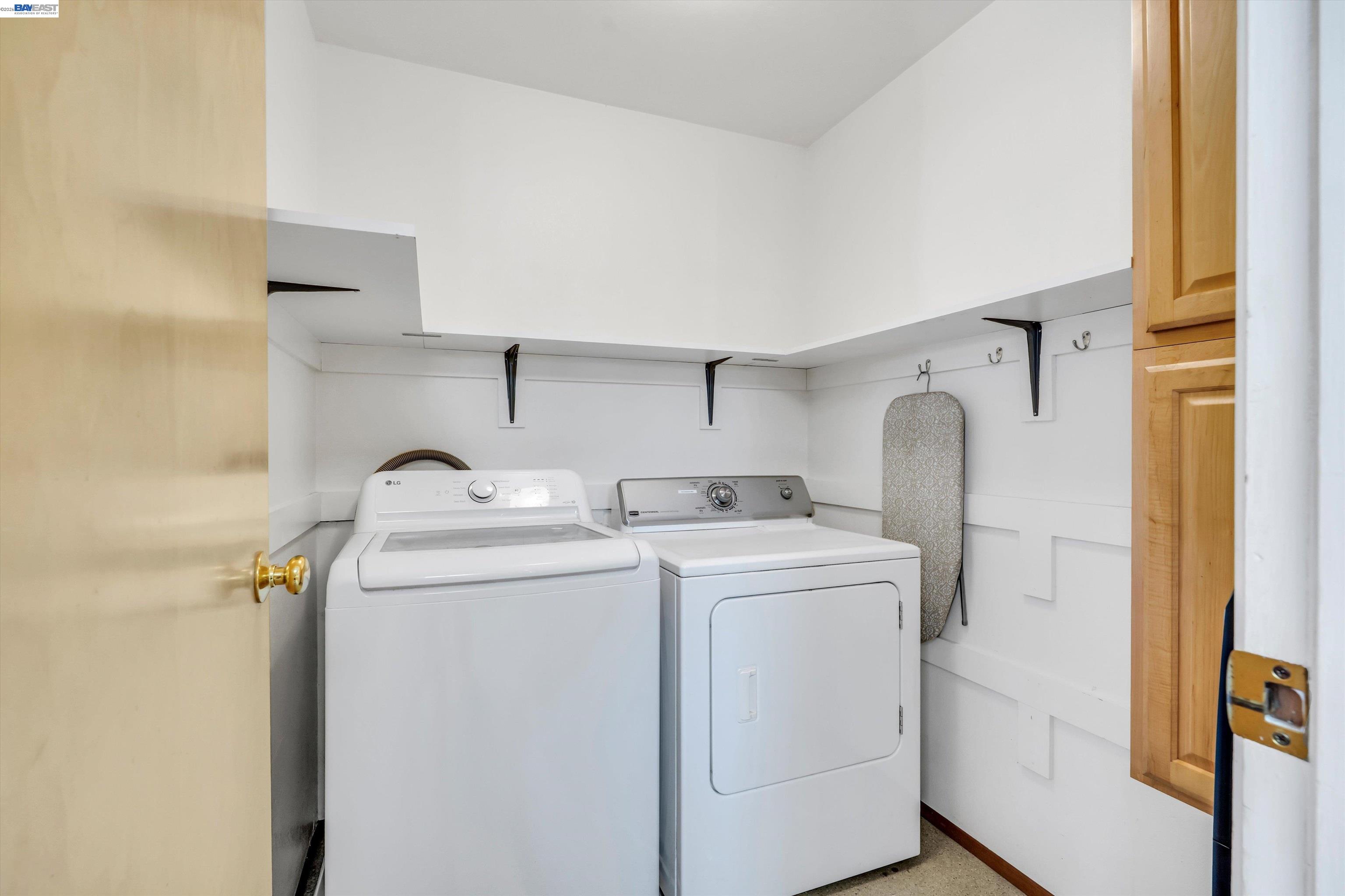 Detail Gallery Image 39 of 55 For 1450 Finley Rd, Pleasanton,  CA 94588 - 4 Beds | 2 Baths