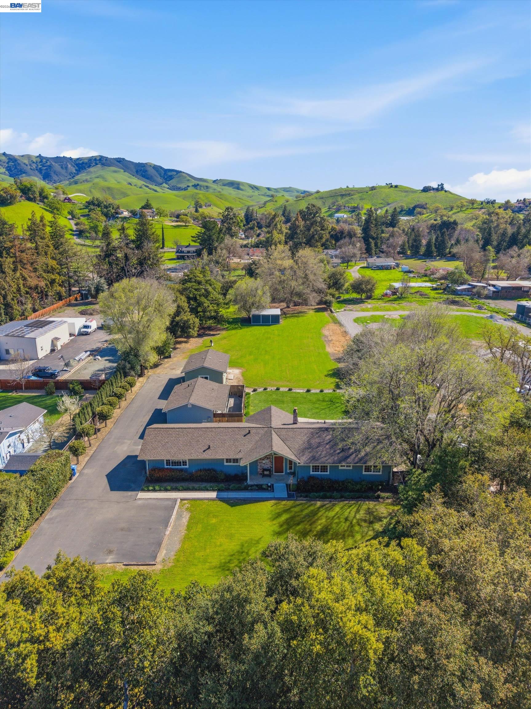 Detail Gallery Image 49 of 55 For 1450 Finley Rd, Pleasanton,  CA 94588 - 4 Beds | 2 Baths