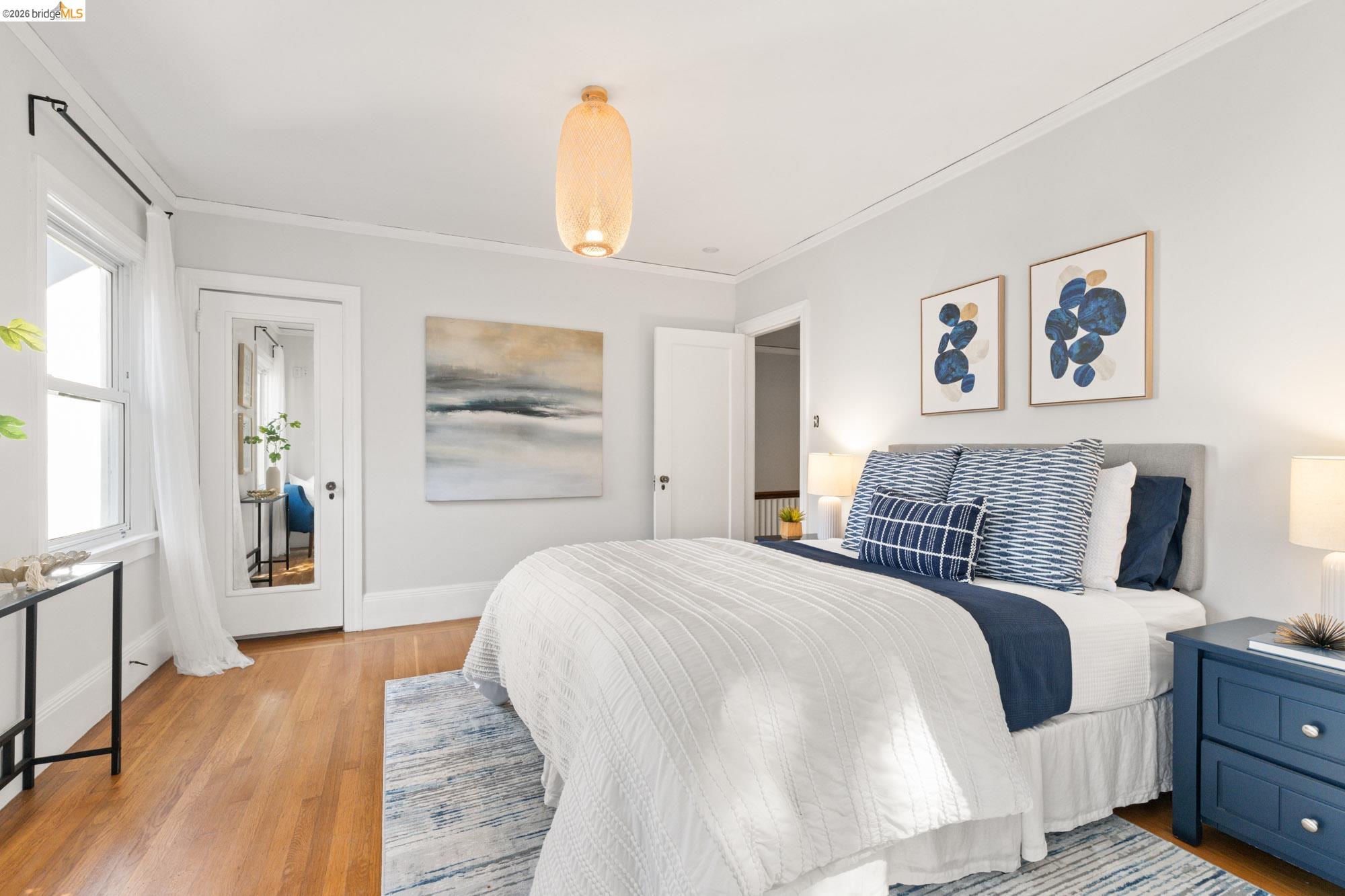 Detail Gallery Image 28 of 47 For 1019 Trestle Glen Rd, Oakland,  CA 94610 - 3 Beds | 2/1 Baths