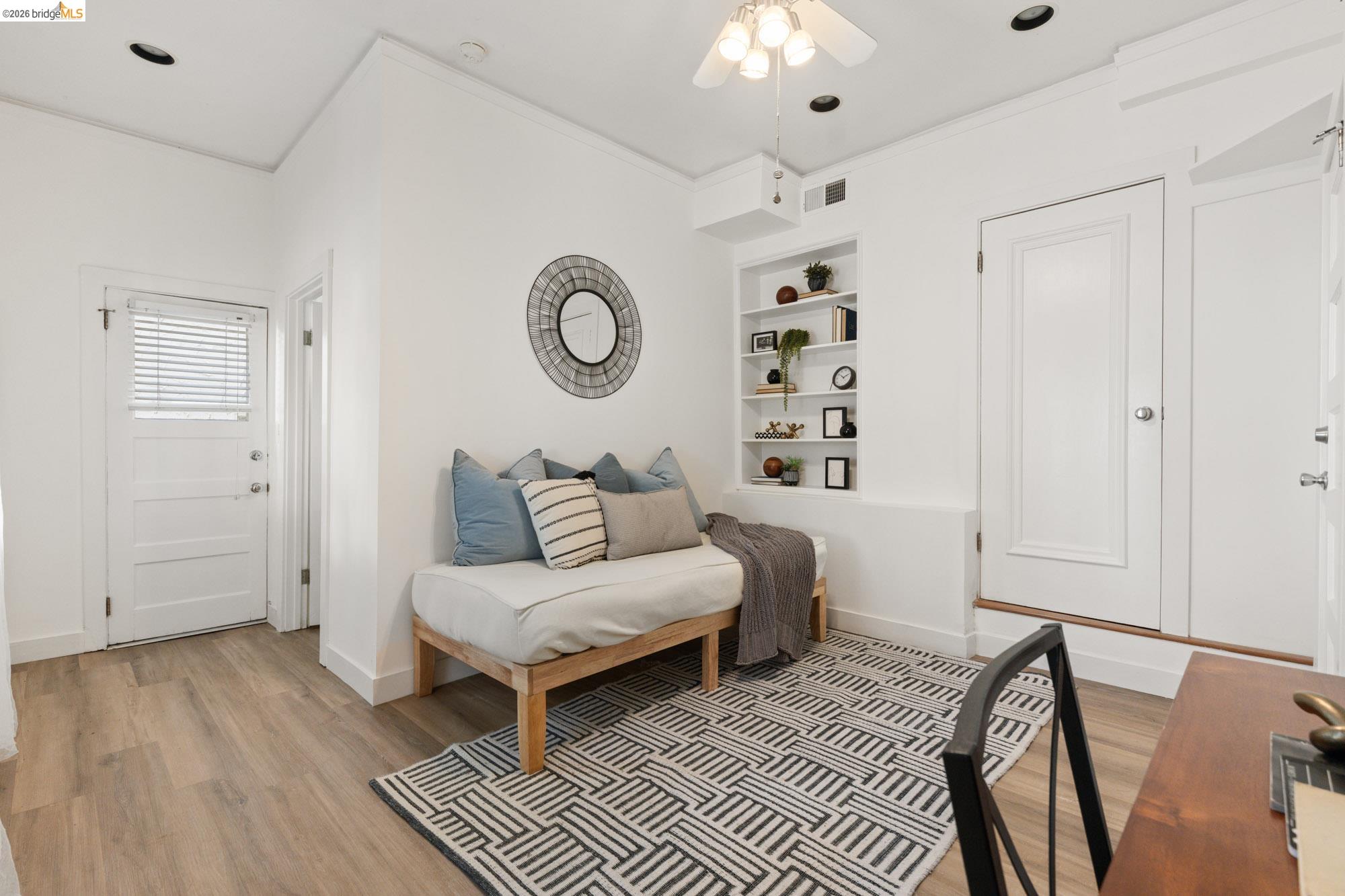 Detail Gallery Image 44 of 47 For 1019 Trestle Glen Rd, Oakland,  CA 94610 - 3 Beds | 2/1 Baths