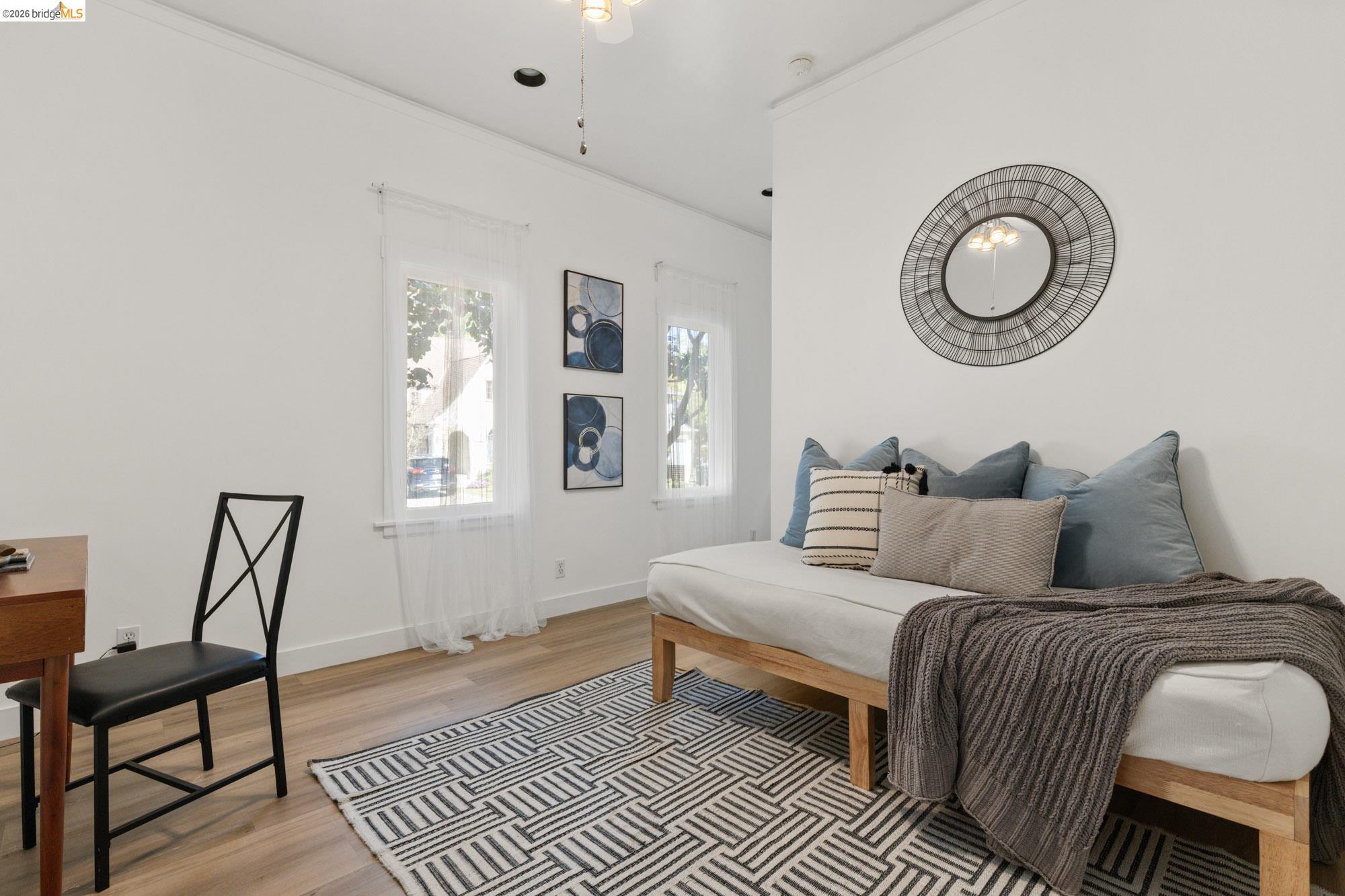 Detail Gallery Image 46 of 47 For 1019 Trestle Glen Rd, Oakland,  CA 94610 - 3 Beds | 2/1 Baths