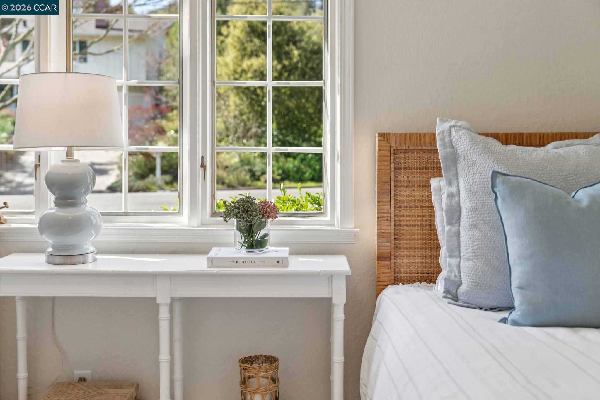 Detail Gallery Image 27 of 48 For 19 Eastwood Dr, Orinda,  CA 94563 - 4 Beds | 3 Baths