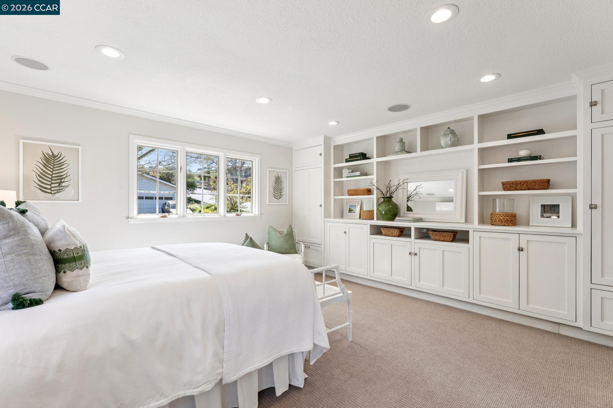 Detail Gallery Image 33 of 48 For 19 Eastwood Dr, Orinda,  CA 94563 - 4 Beds | 3 Baths