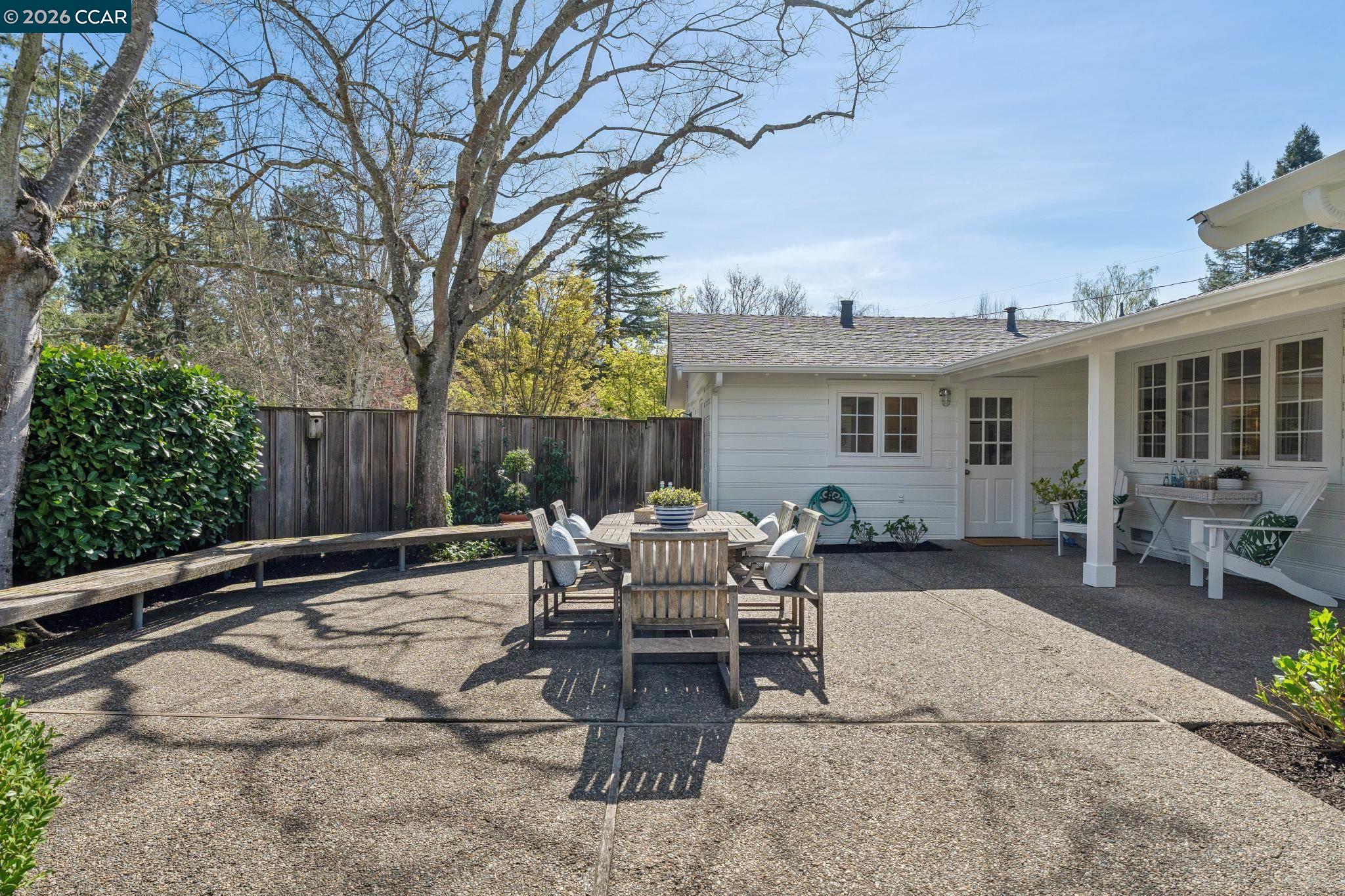 Detail Gallery Image 38 of 48 For 19 Eastwood Dr, Orinda,  CA 94563 - 4 Beds | 3 Baths