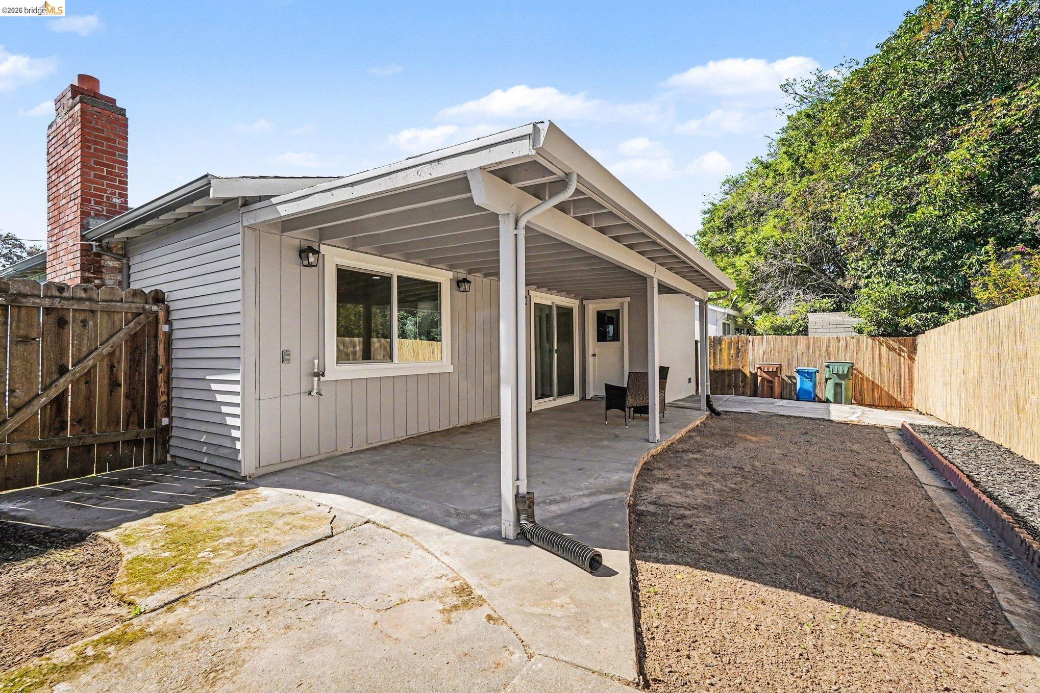 Detail Gallery Image 14 of 15 For 847 Shell Ave, Martinez,  CA 94553 - 3 Beds | 1 Baths