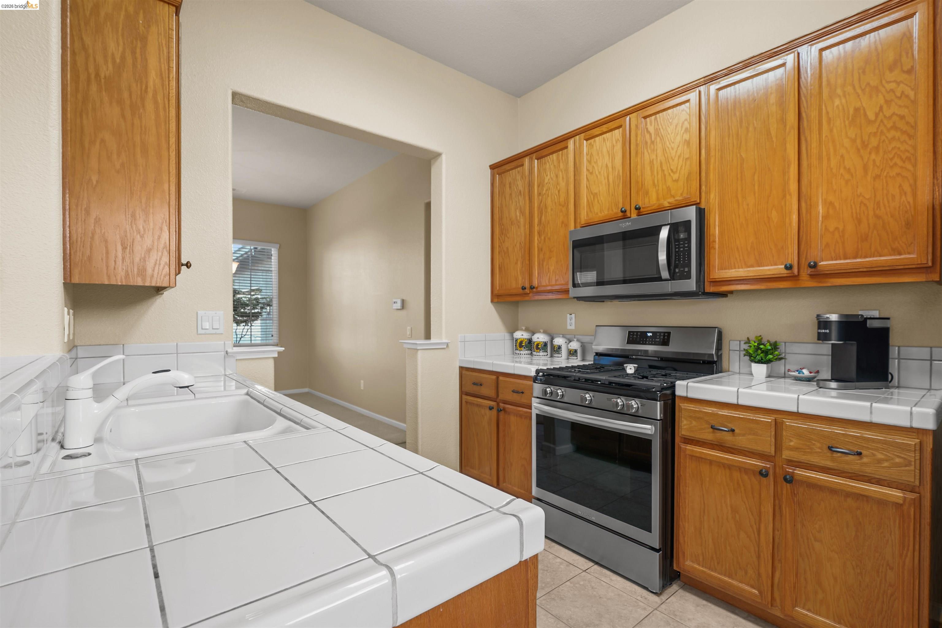 Detail Gallery Image 12 of 39 For 680 Stewart Way, Brentwood,  CA 94513 - 2 Beds | 2 Baths