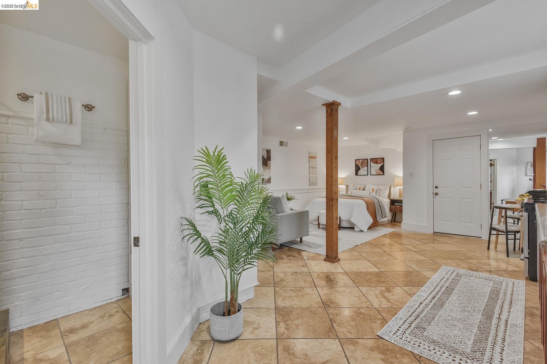 Detail Gallery Image 36 of 60 For 24 Cabrillo Pl, Oakland,  CA 94611 - 3 Beds | 2 Baths