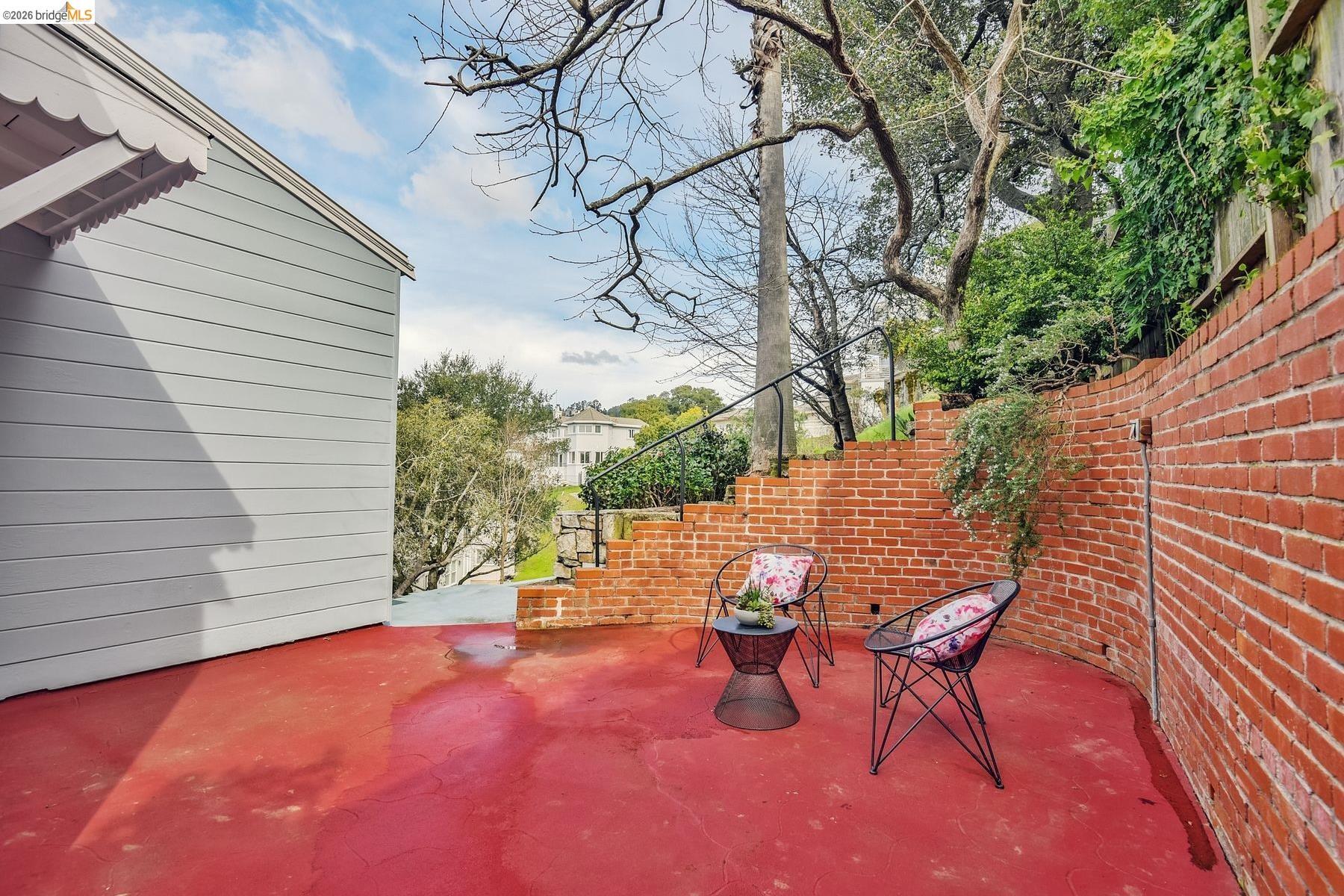 Detail Gallery Image 52 of 60 For 24 Cabrillo Pl, Oakland,  CA 94611 - 3 Beds | 2 Baths