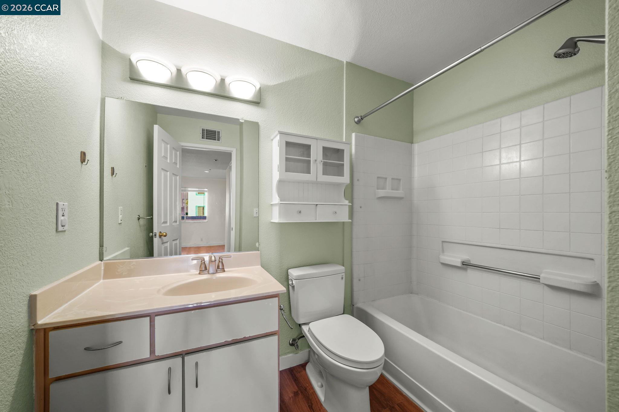 Detail Gallery Image 21 of 28 For 1430 Bel Air Dr #103,  Concord,  CA 94521 - 2 Beds | 2 Baths