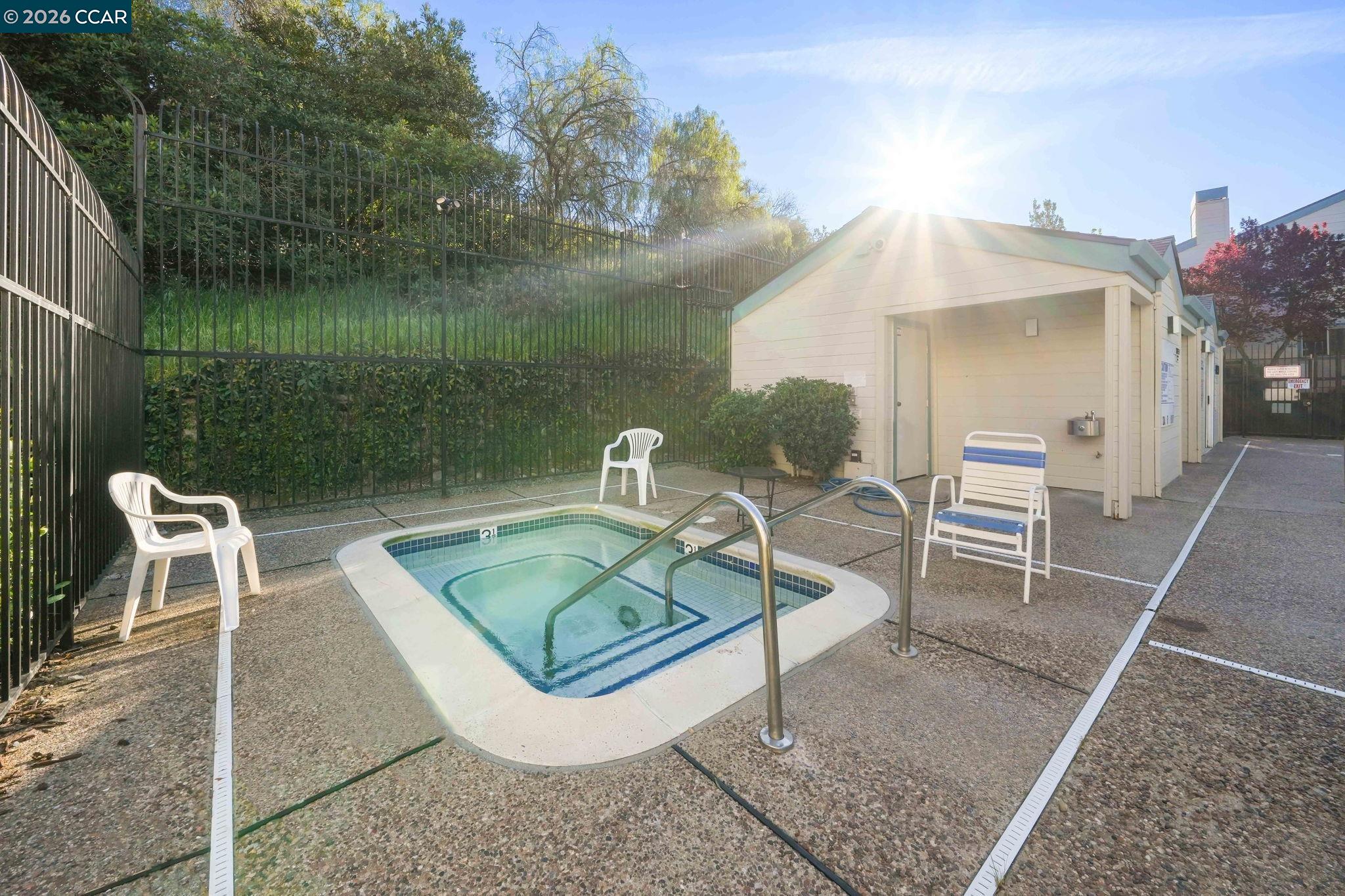 Detail Gallery Image 23 of 28 For 1430 Bel Air Dr #103,  Concord,  CA 94521 - 2 Beds | 2 Baths