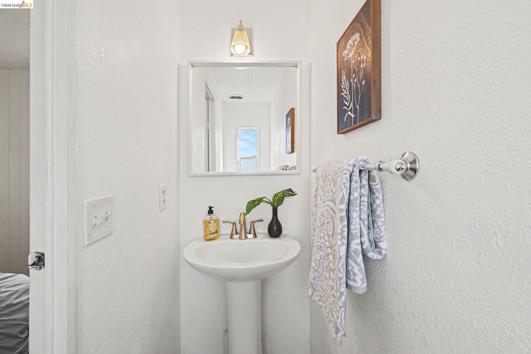 Detail Gallery Image 11 of 25 For 36 Cayuga St, Oakley,  CA 94561 - 2 Beds | 1/1 Baths