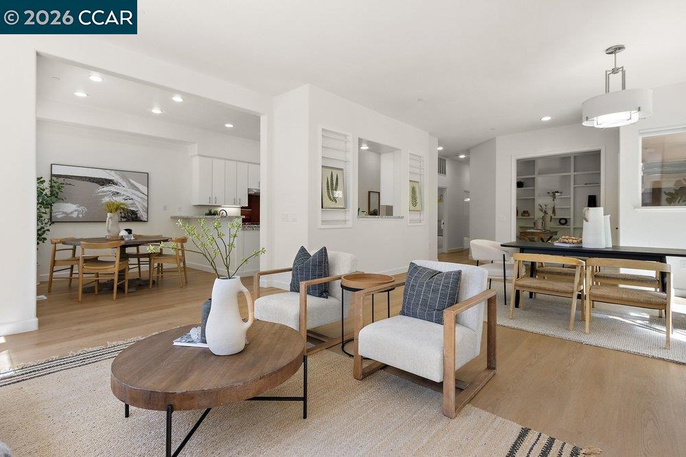 Photo #8: 41126861 Listing: Photo #8