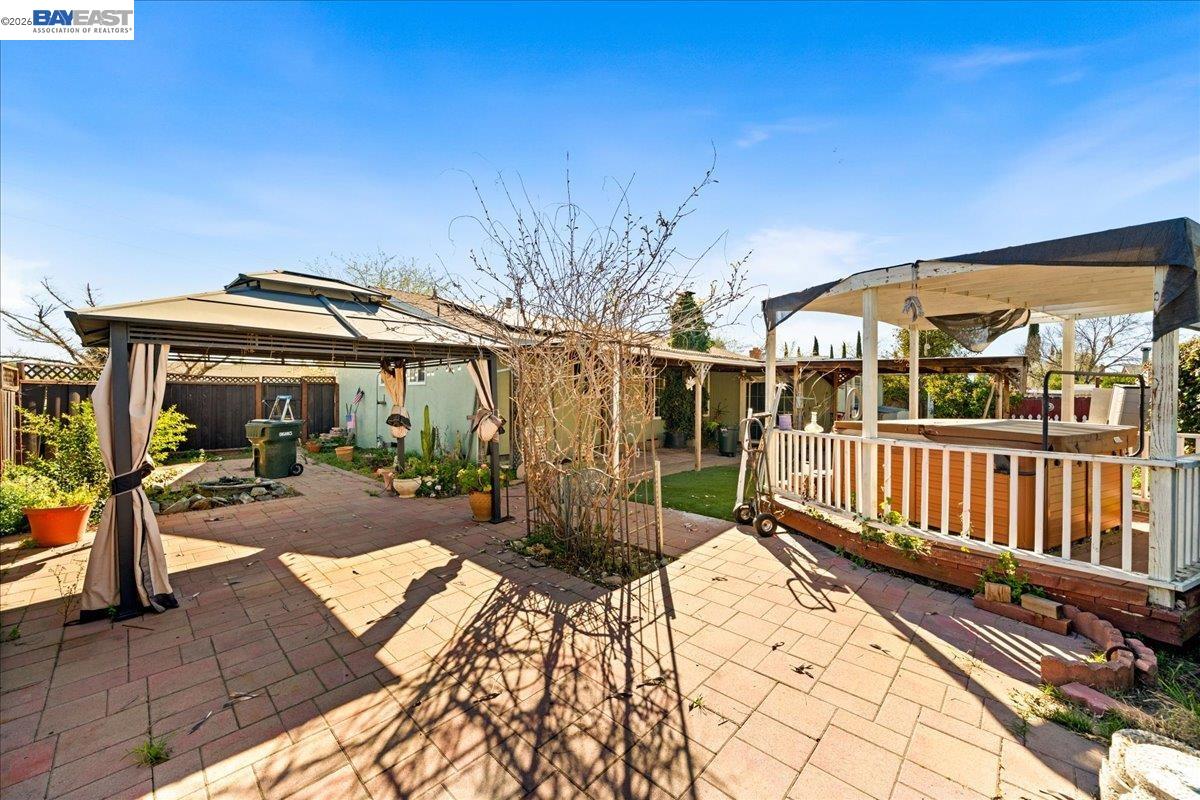 Detail Gallery Image 20 of 20 For 5954 Running Hills Ave, Livermore,  CA 94551 - 3 Beds | 2 Baths