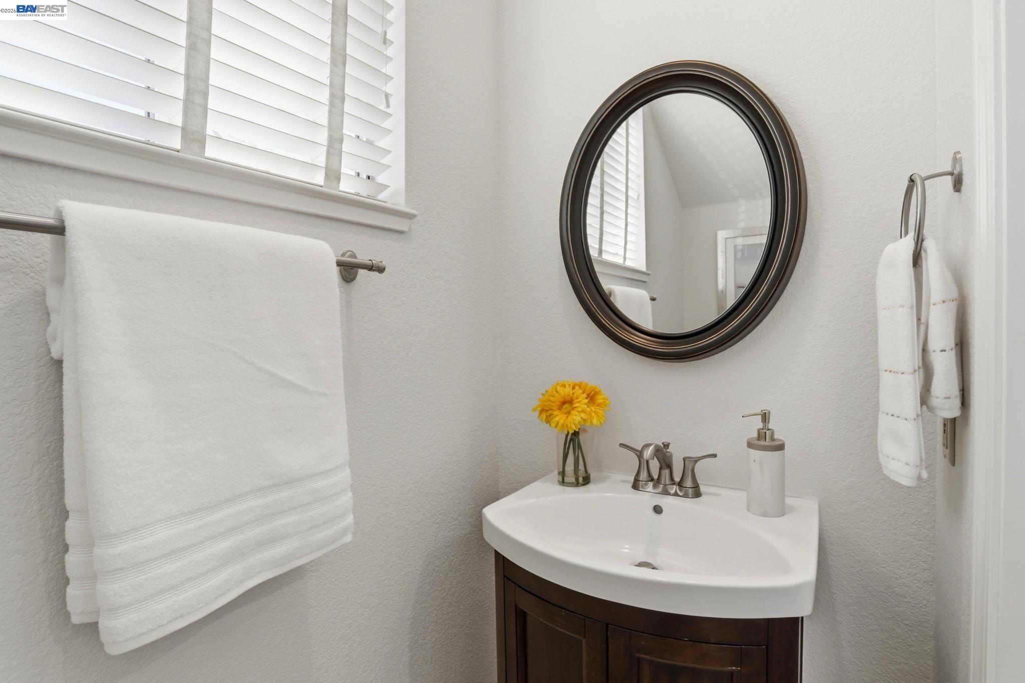 Detail Gallery Image 17 of 37 For 399 Bundy Ave, San Jose,  CA 95117 - 2 Beds | 2/1 Baths