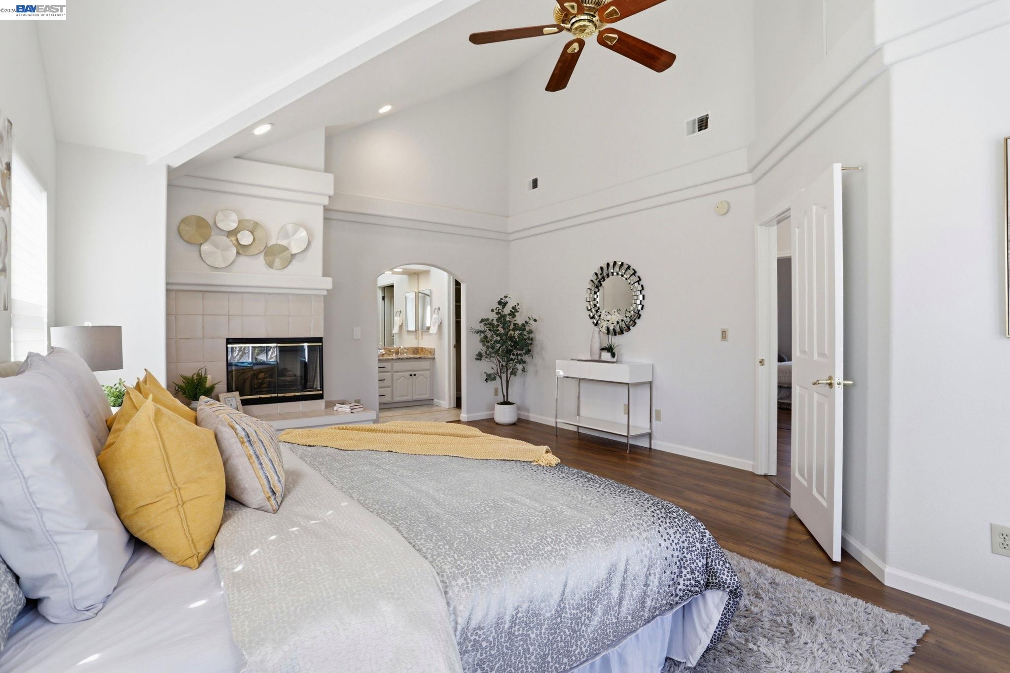 Detail Gallery Image 22 of 37 For 399 Bundy Ave, San Jose,  CA 95117 - 2 Beds | 2/1 Baths