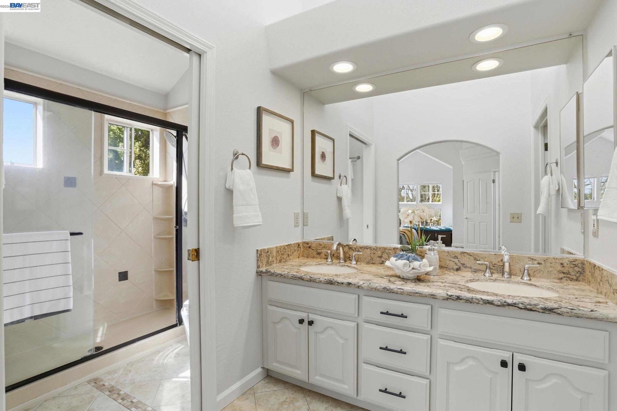 Detail Gallery Image 23 of 37 For 399 Bundy Ave, San Jose,  CA 95117 - 2 Beds | 2/1 Baths