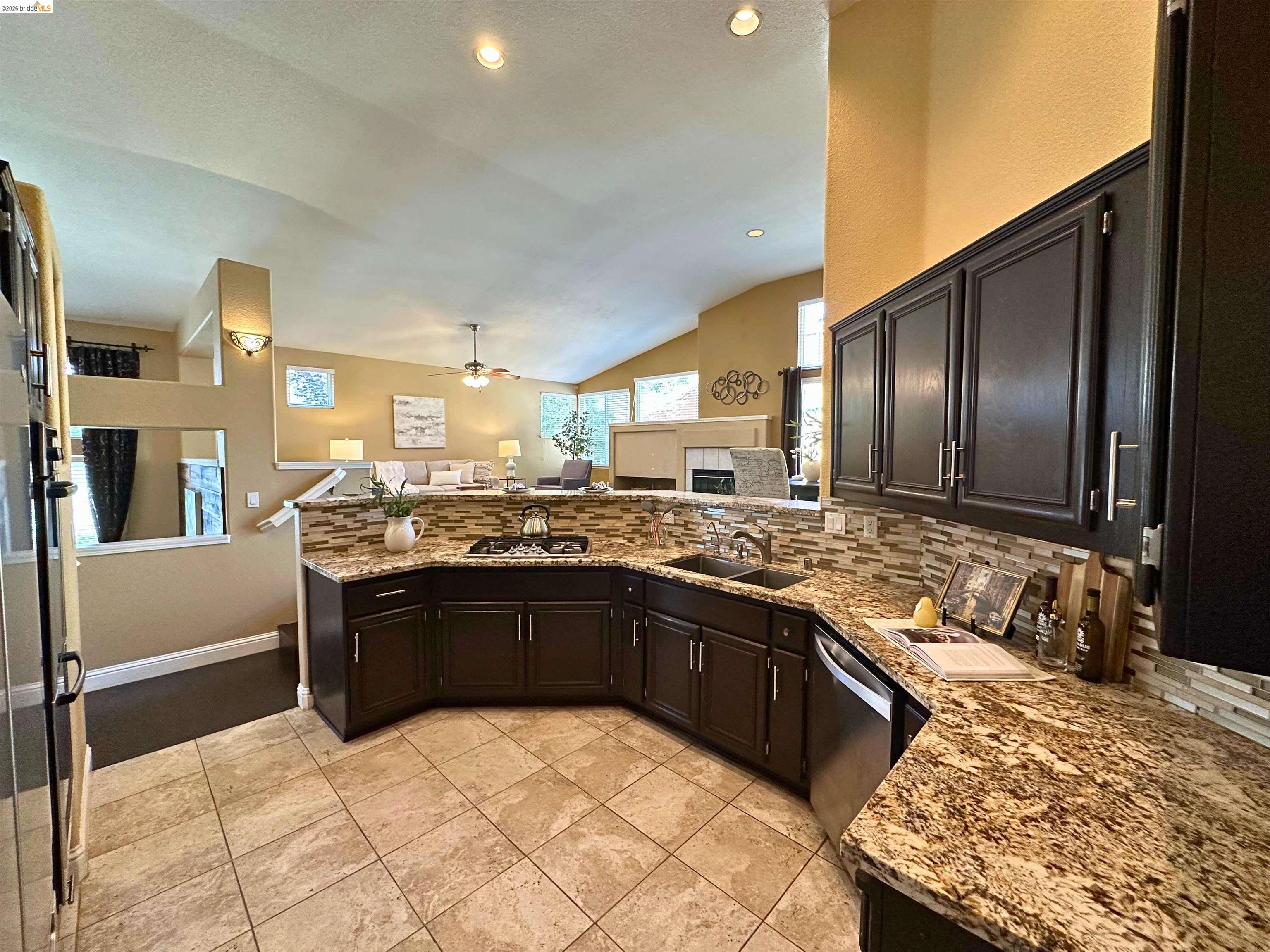 Detail Gallery Image 22 of 43 For 123 Putter Dr, Brentwood,  CA 94513 - 3 Beds | 2 Baths