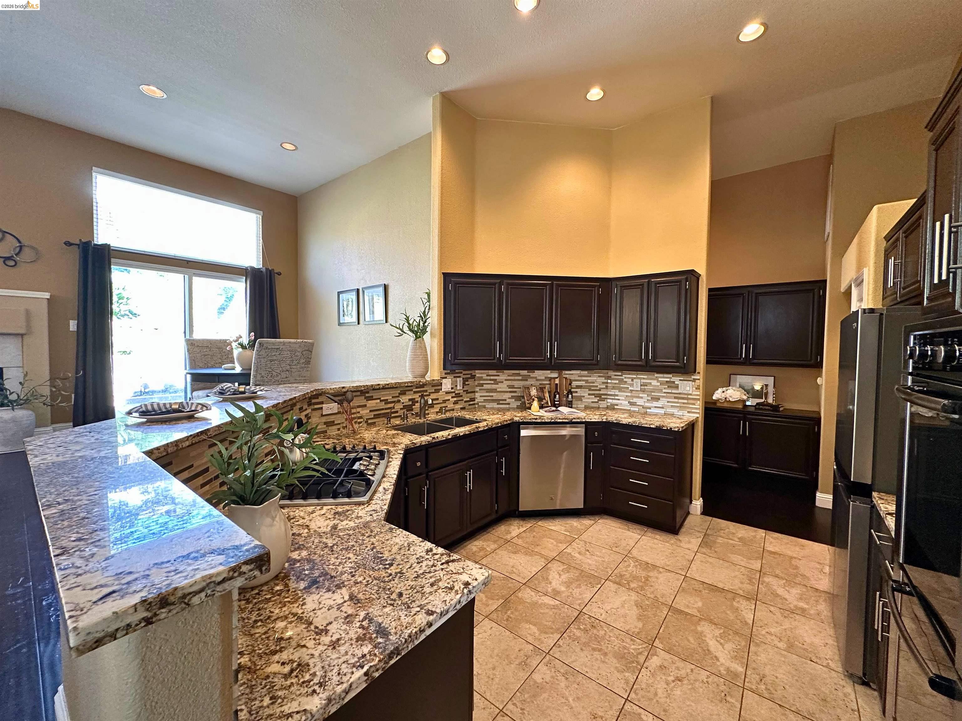 Detail Gallery Image 26 of 43 For 123 Putter Dr, Brentwood,  CA 94513 - 3 Beds | 2 Baths