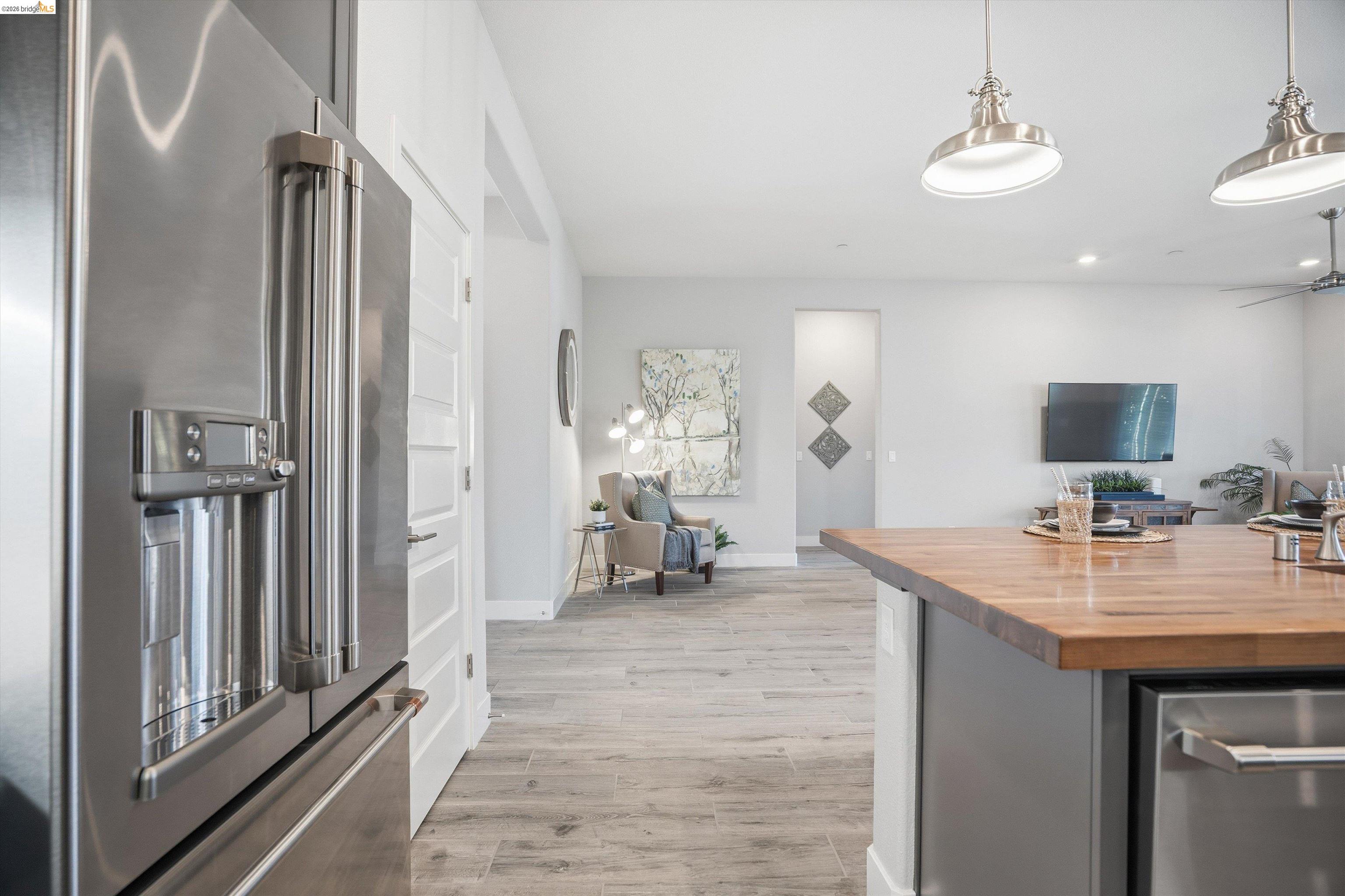 Detail Gallery Image 4 of 45 For 1820 Morello Dr, Brentwood,  CA 94513 - 3 Beds | 3 Baths