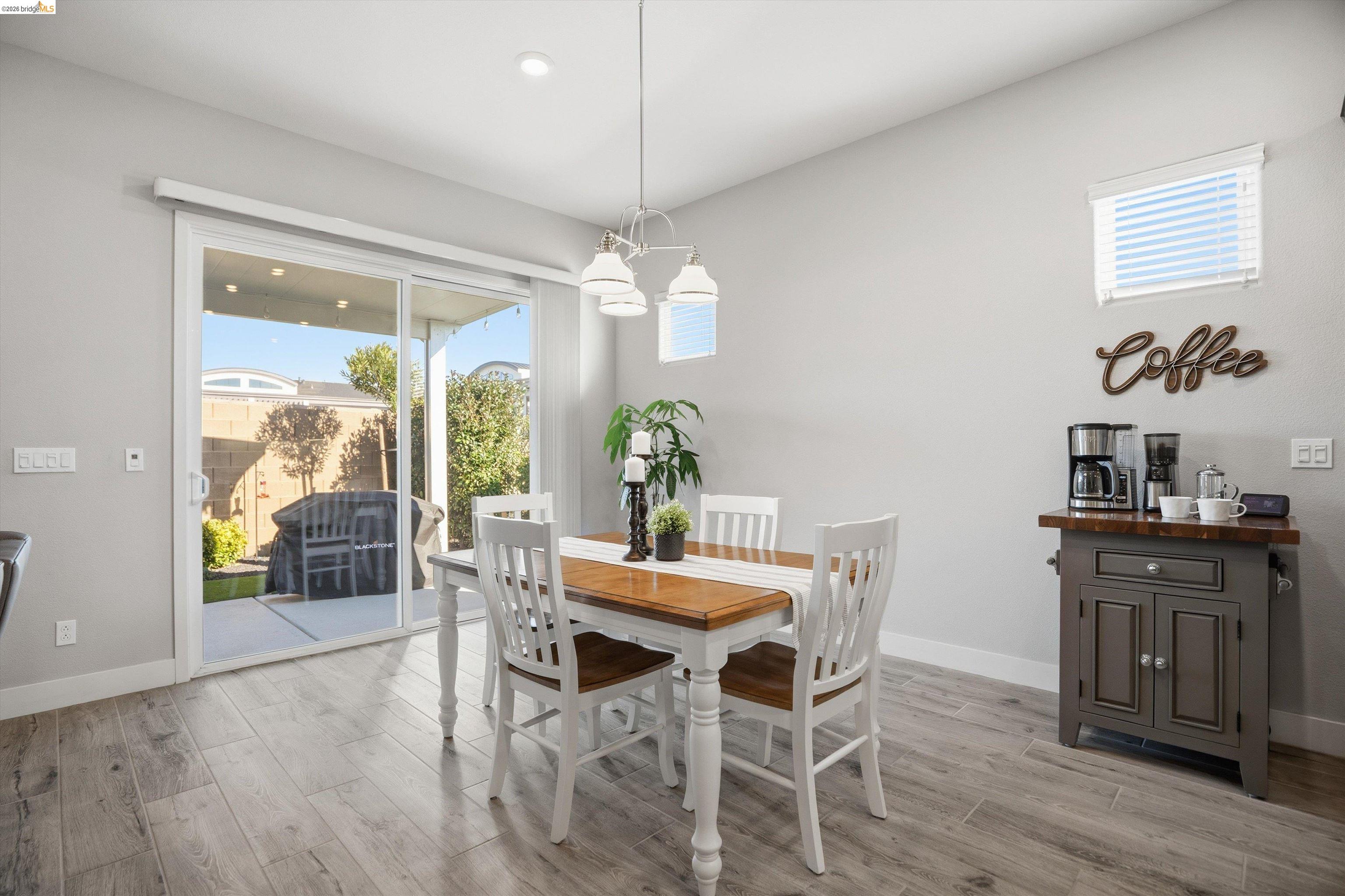 Detail Gallery Image 9 of 45 For 1820 Morello Dr, Brentwood,  CA 94513 - 3 Beds | 3 Baths