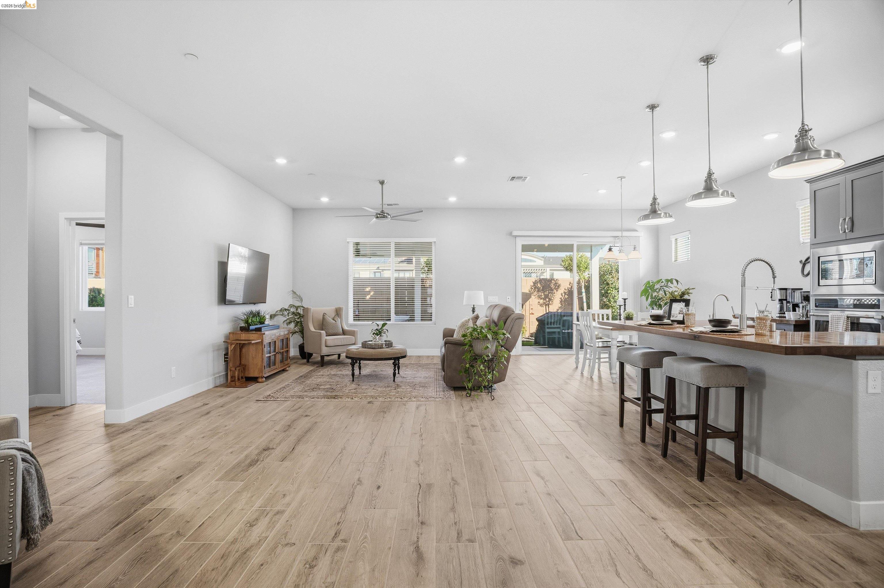 Detail Gallery Image 10 of 45 For 1820 Morello Dr, Brentwood,  CA 94513 - 3 Beds | 3 Baths