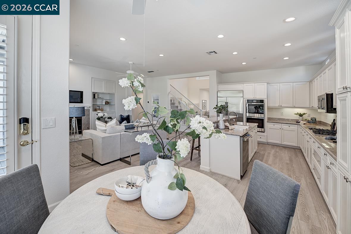 Detail Gallery Image 21 of 55 For 6415 Horsemans Canyon Dr, Walnut Creek,  CA 94595 - 3 Beds | 3 Baths