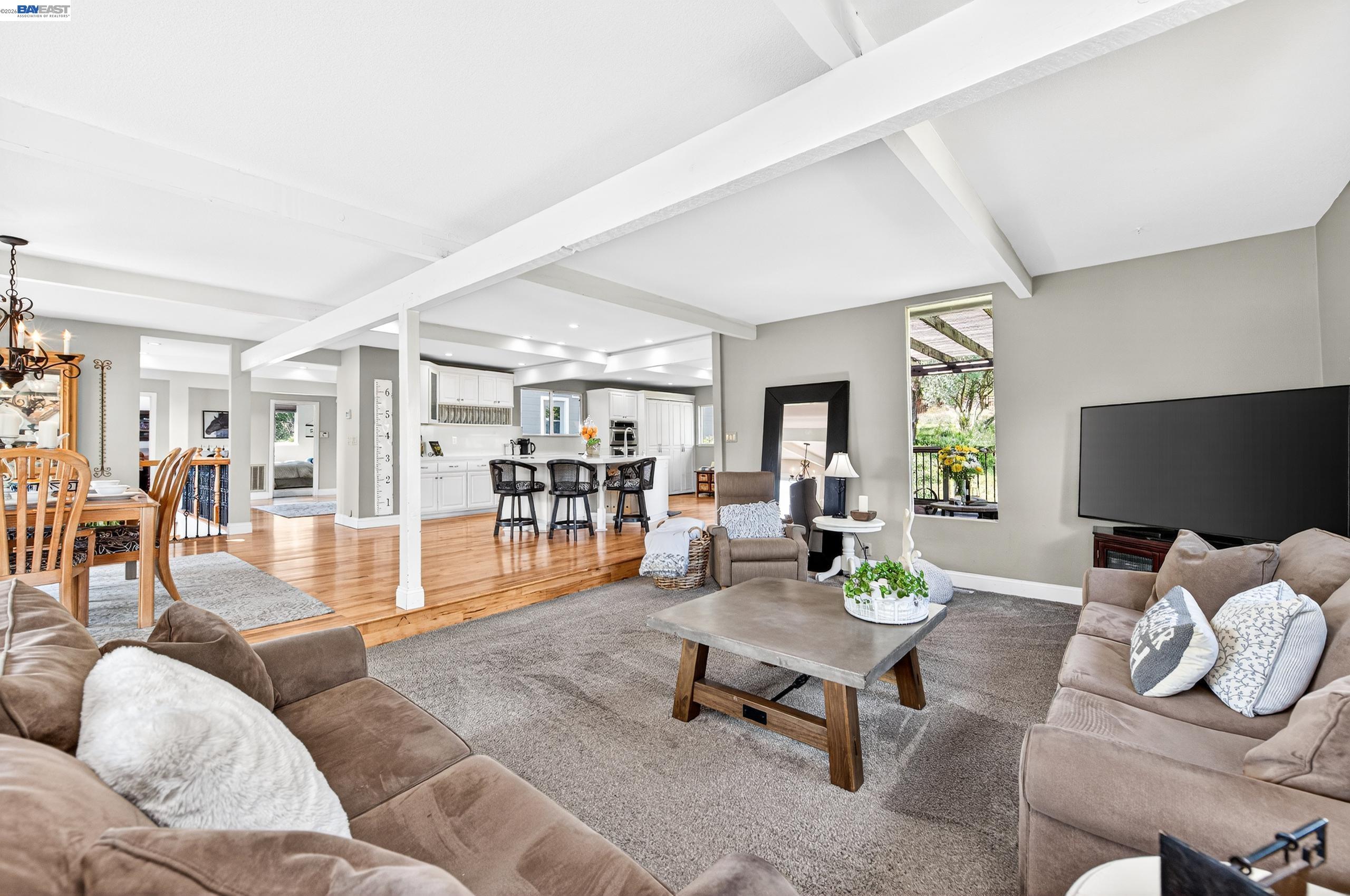 Detail Gallery Image 28 of 59 For 10700 Foothill Rd, Sunol,  CA 94586 - 3 Beds | 3 Baths