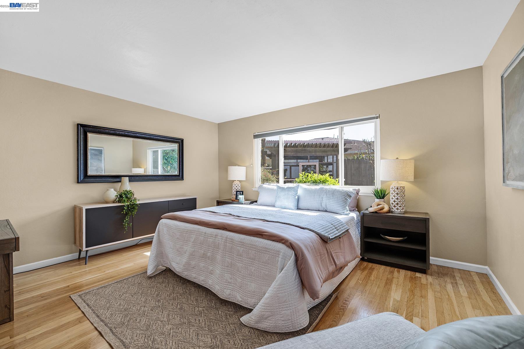 Detail Gallery Image 9 of 18 For 3623 Sutton Loop, Fremont,  CA 94536 - 4 Beds | 2 Baths