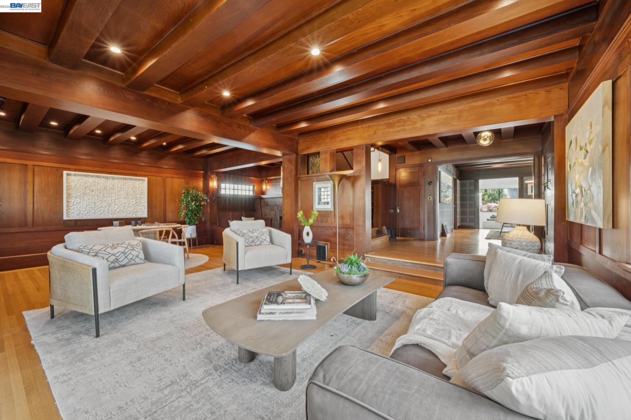 Detail Gallery Image 13 of 59 For 1122 Bay Street, Alameda,  CA 94501 - 4 Beds | 2/1 Baths