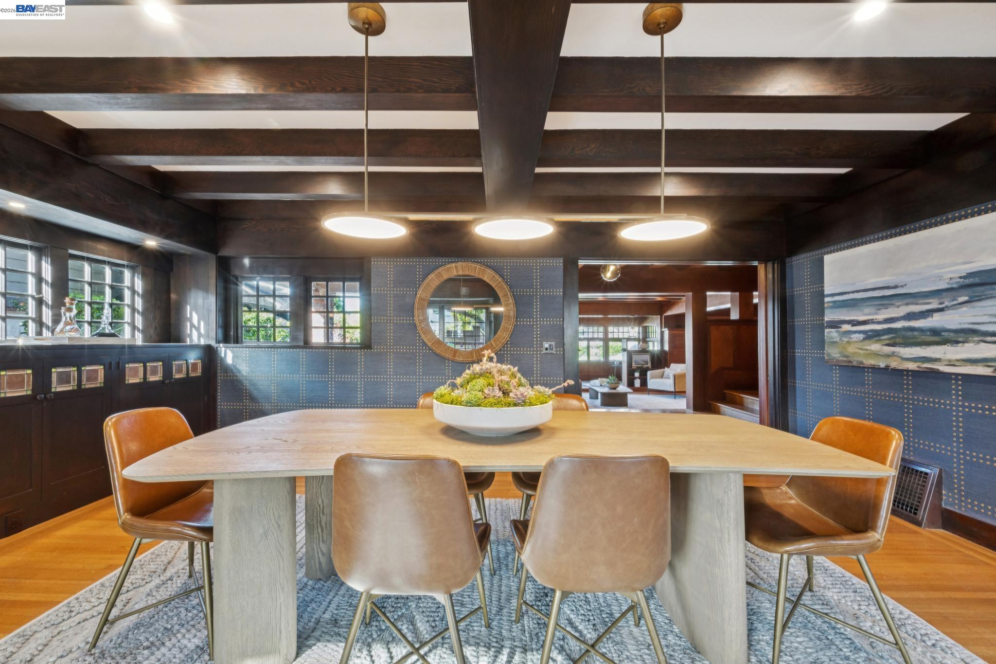 Detail Gallery Image 22 of 59 For 1122 Bay Street, Alameda,  CA 94501 - 4 Beds | 2/1 Baths